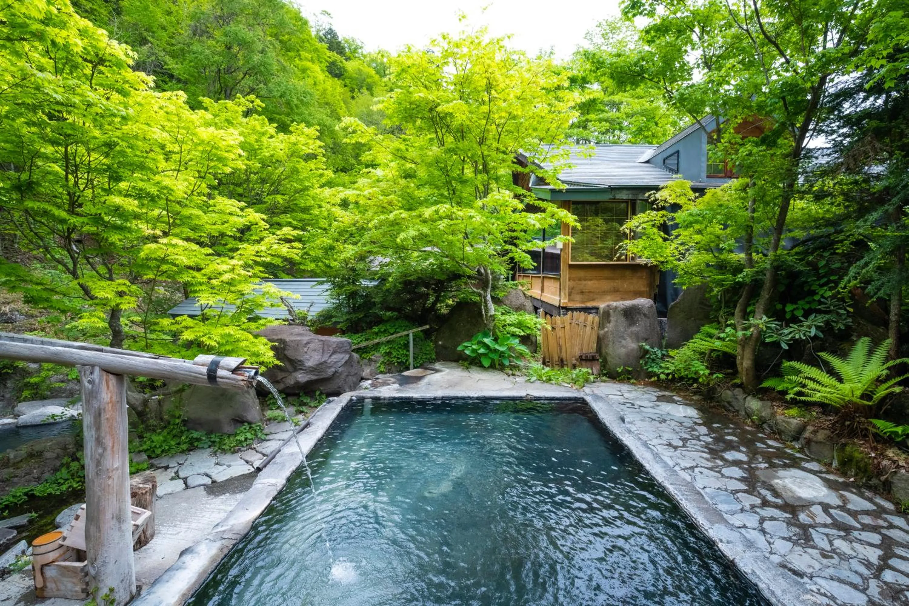 Open Air Bath in Hacho no Yu