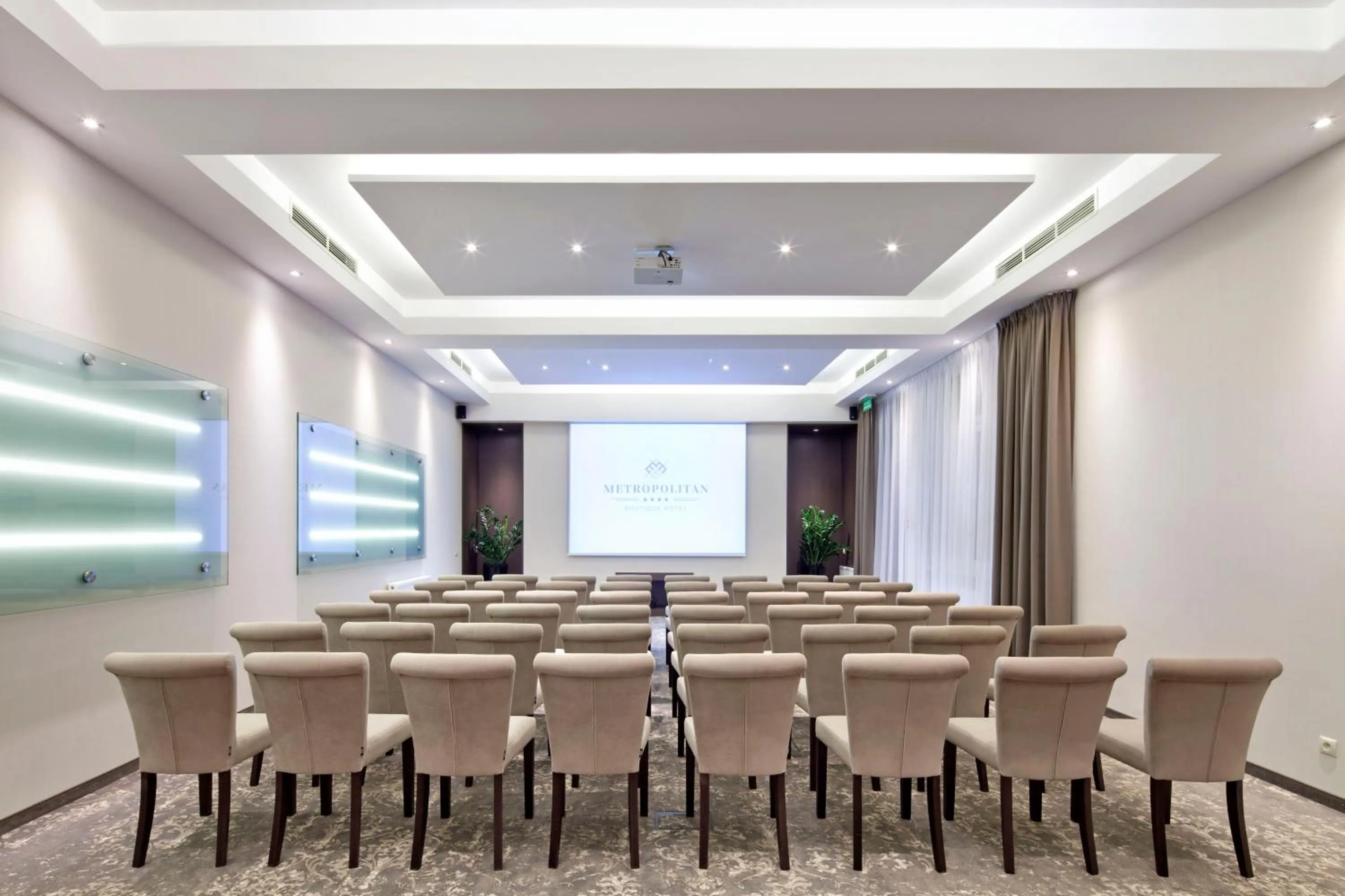 Business facilities in Metropolitan Boutique Hotel