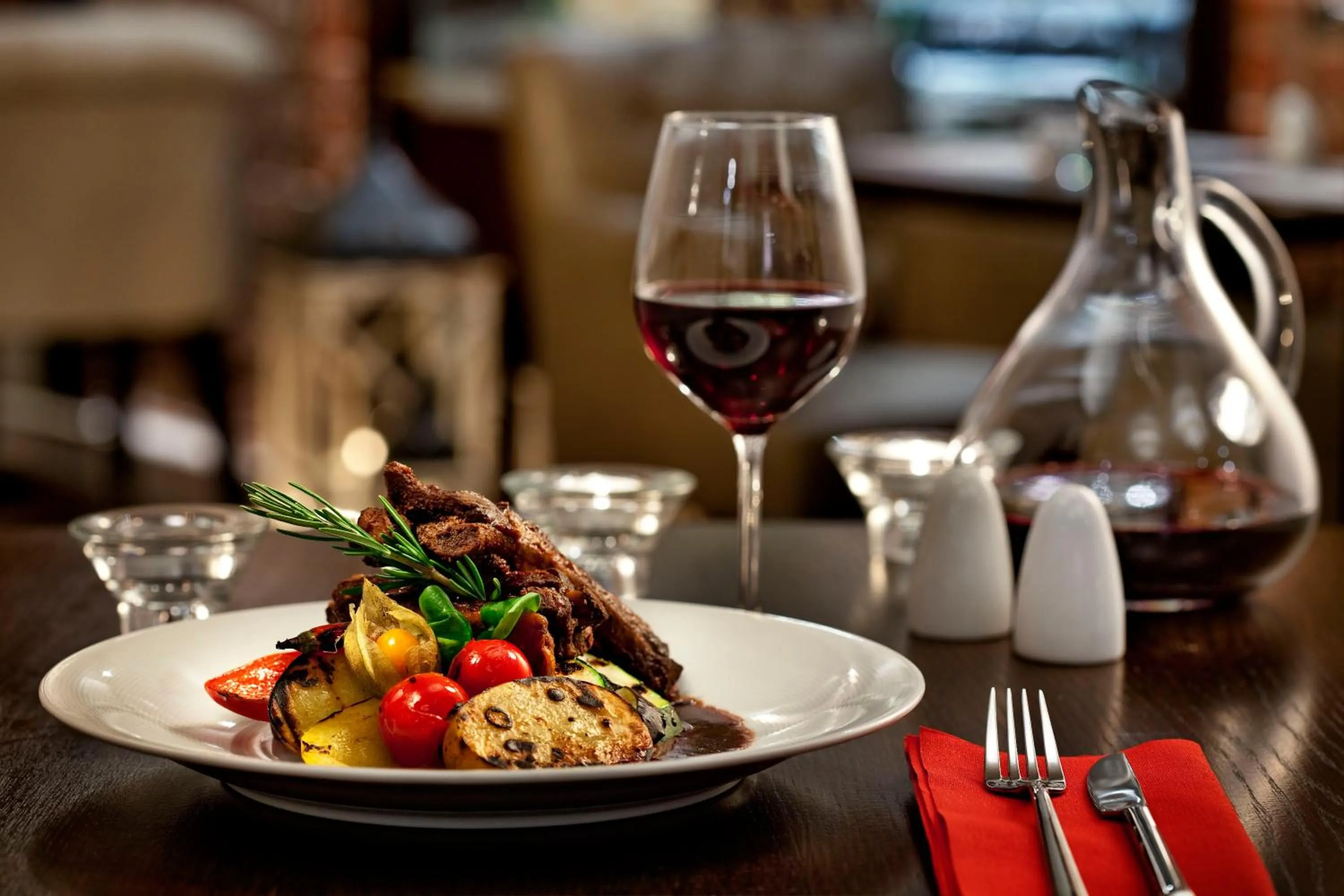 Food in Metropolitan Boutique Hotel