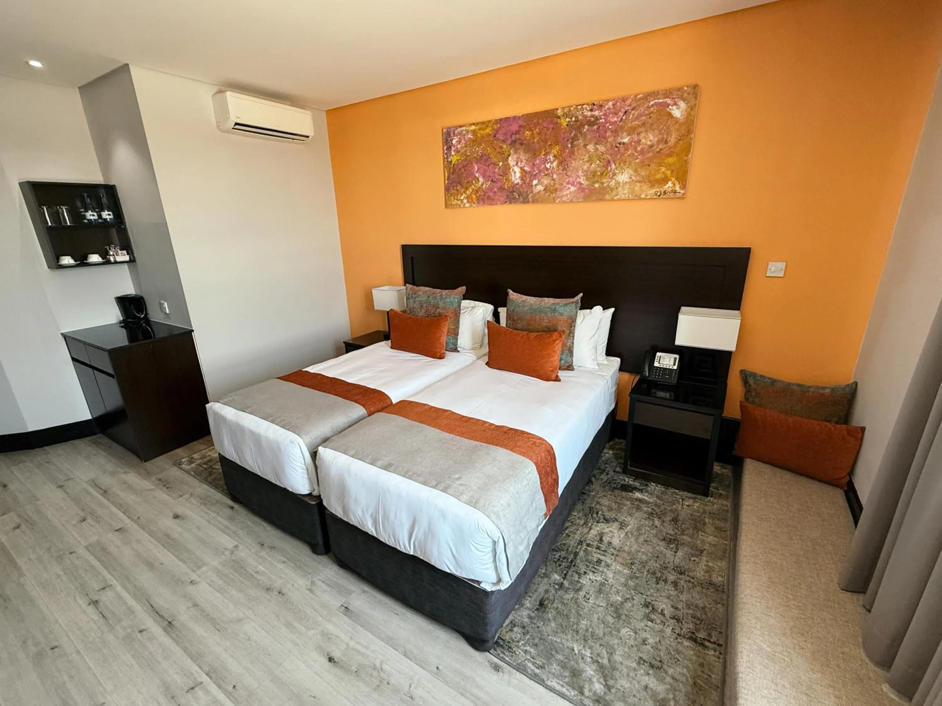 Bedroom in The Grand Aria Hotel and Conference Centre