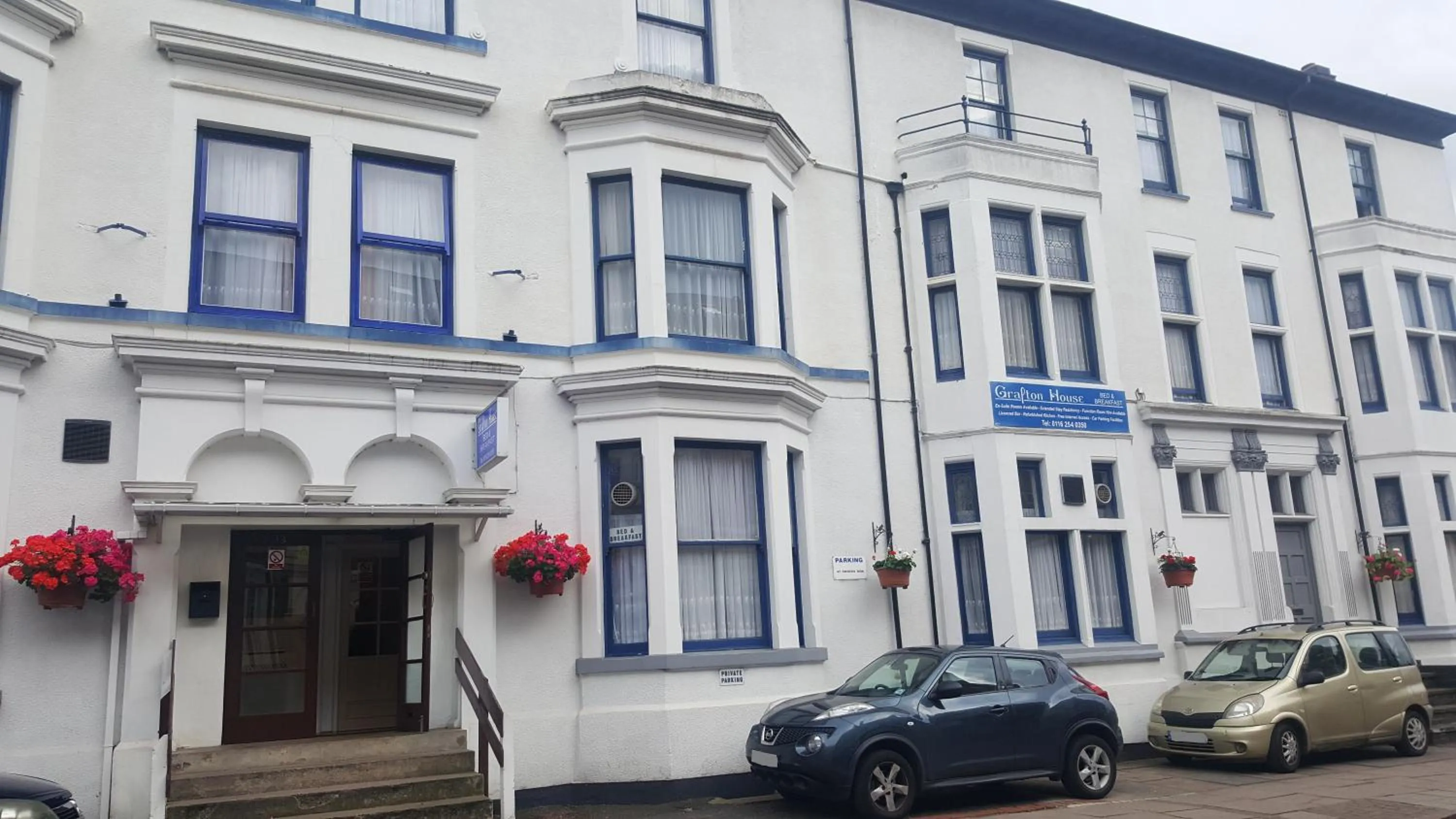 Facade/entrance in Grafton House