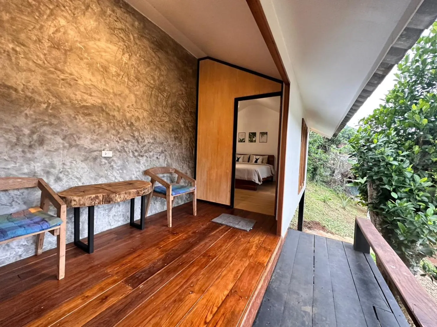 Balcony/Terrace in Jungle guest house