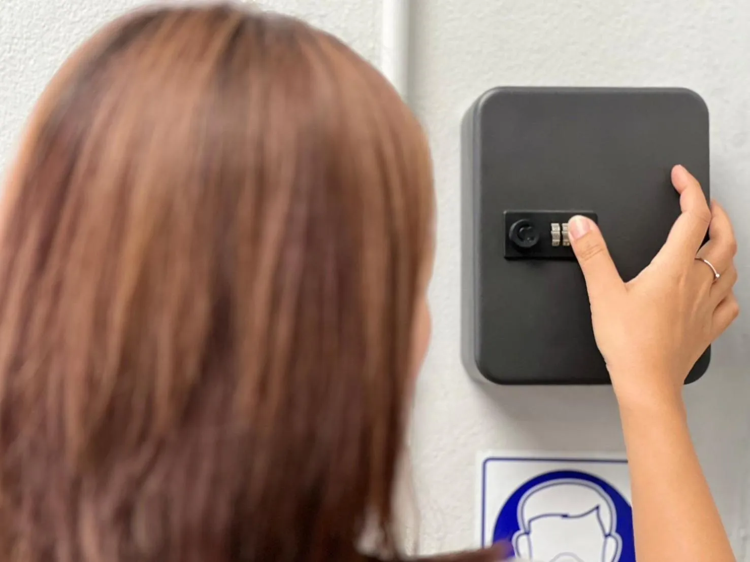 Facade/entrance in Mini-ME Home, A Cozy Entire House in Old City