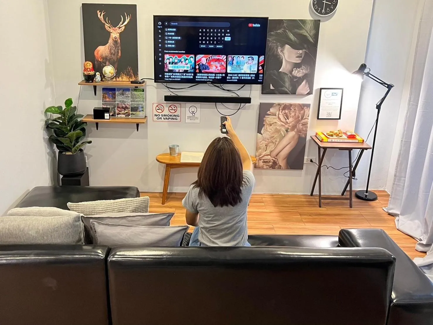 Living room in Mini-ME Home, A Cozy Entire House in Old City