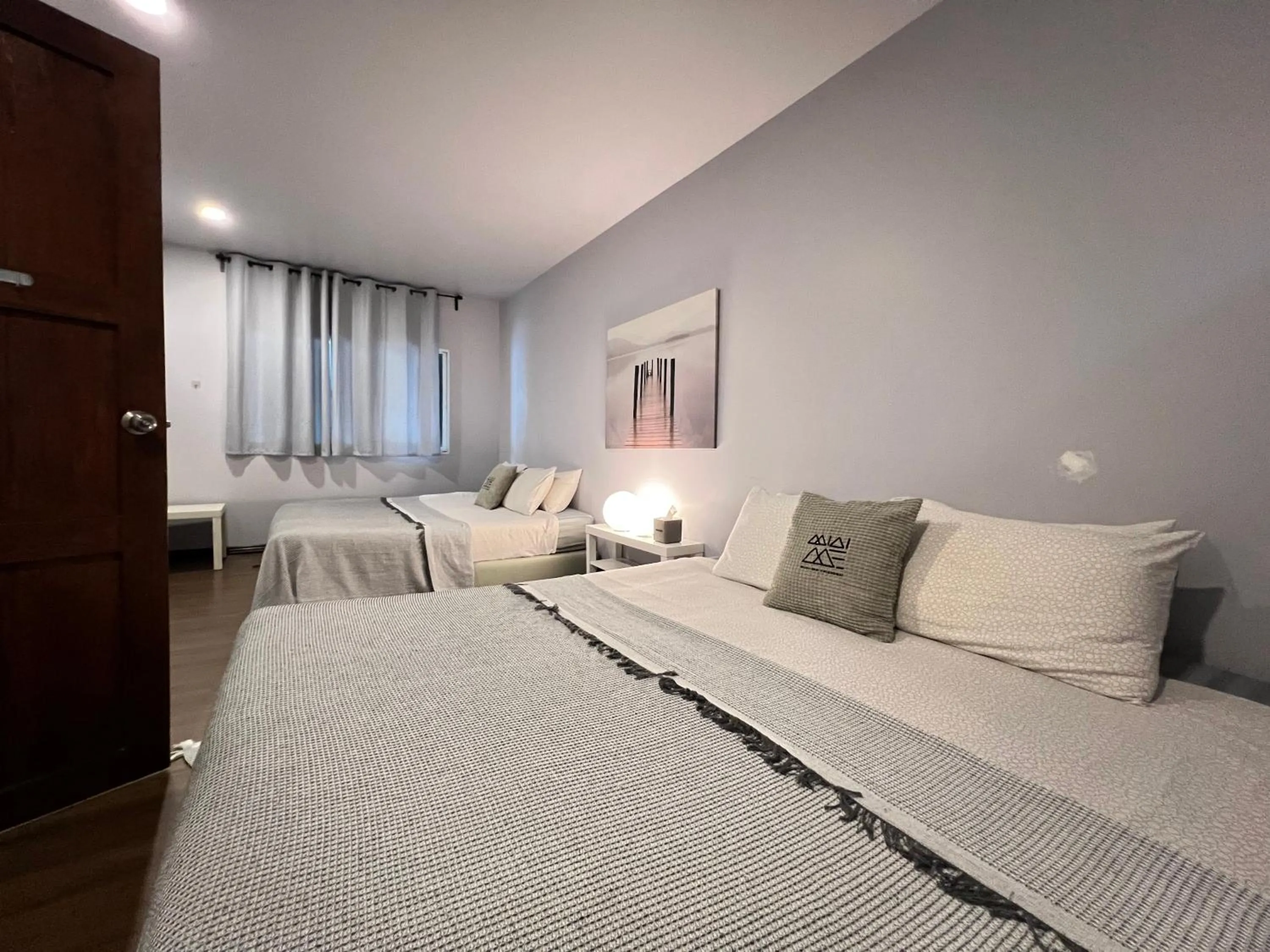 Bed in Mini-ME Home, A Cozy Entire House in Old City