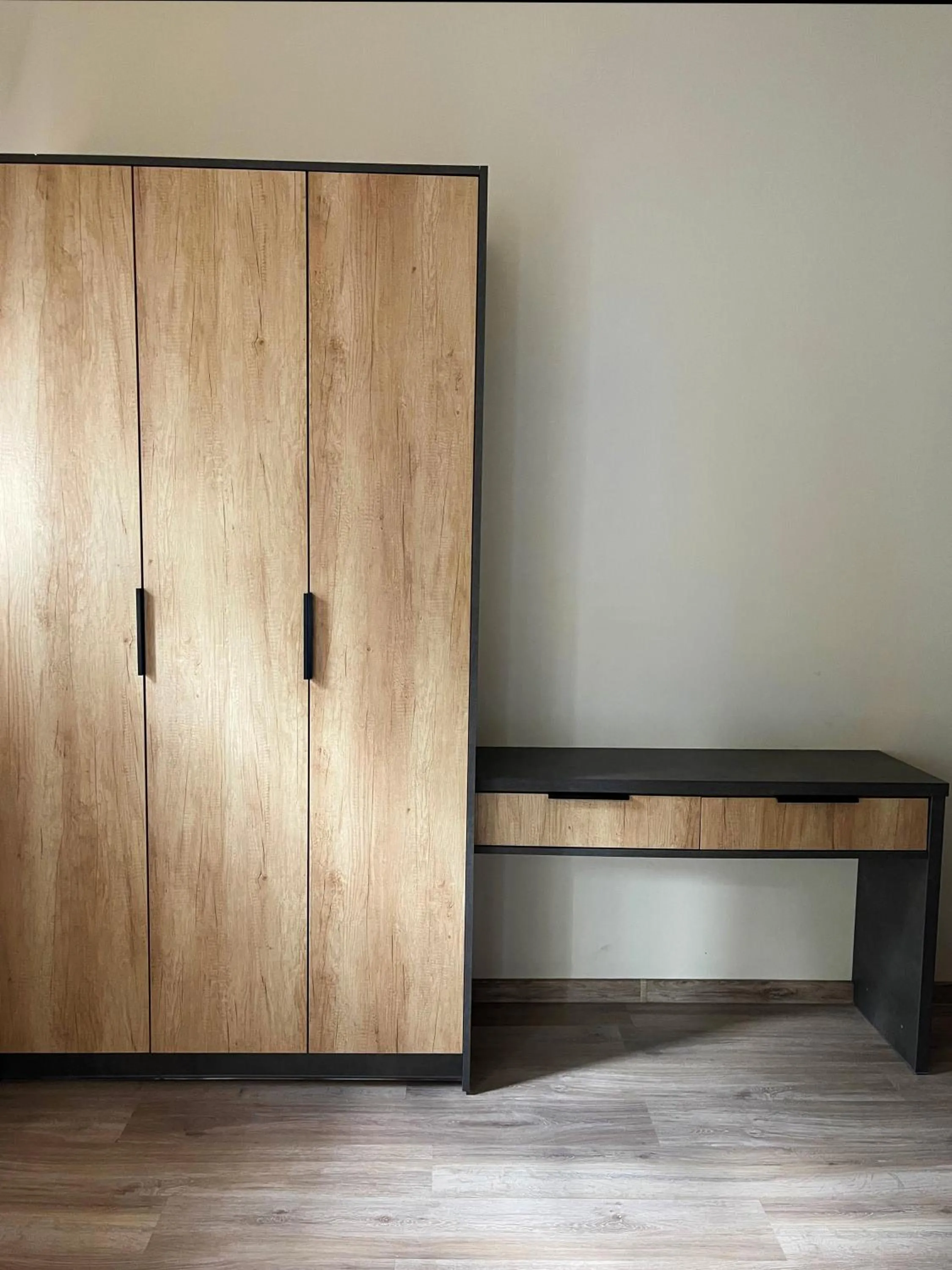 wardrobe in Willa Karolinka