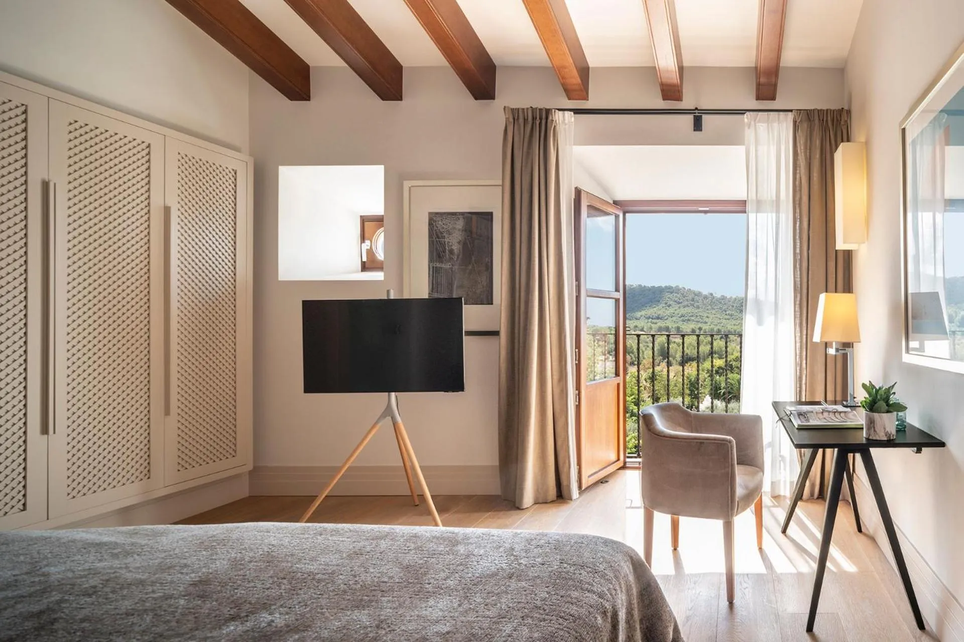 Bed in Castell Son Claret - The Leading Hotels of the World