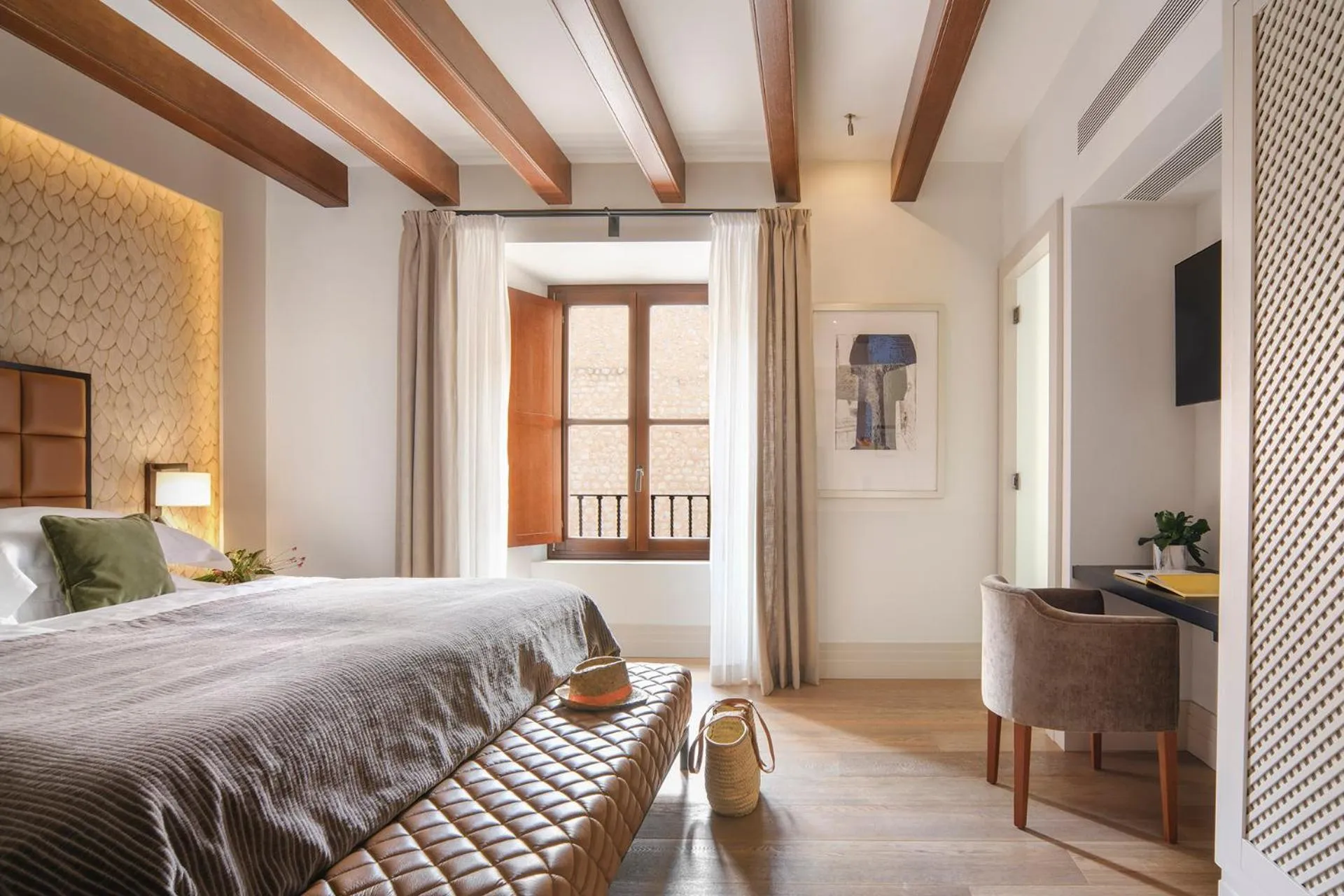 Bed in Castell Son Claret - The Leading Hotels of the World