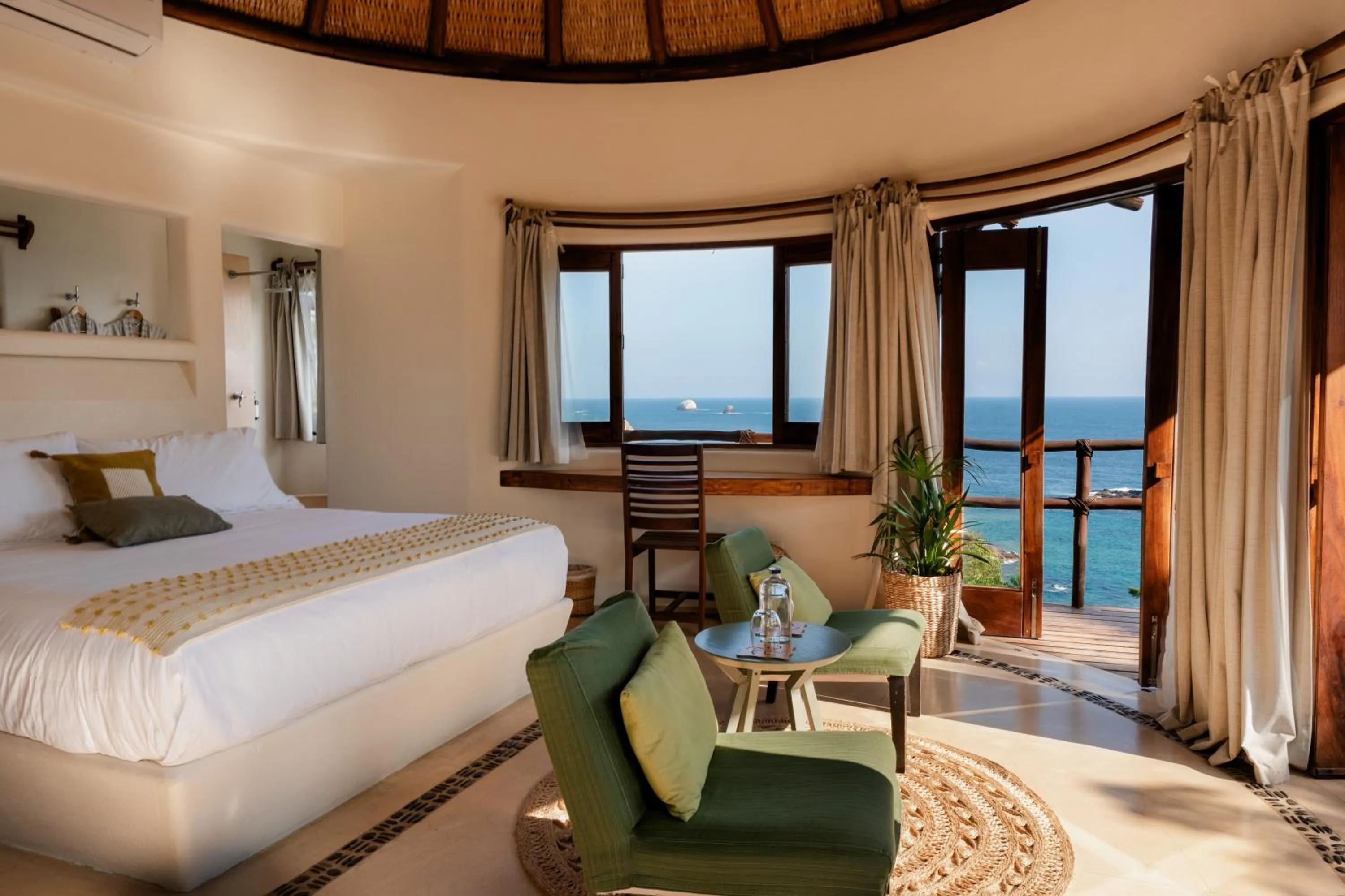 Bed in ZOA Hotel - Adults Only