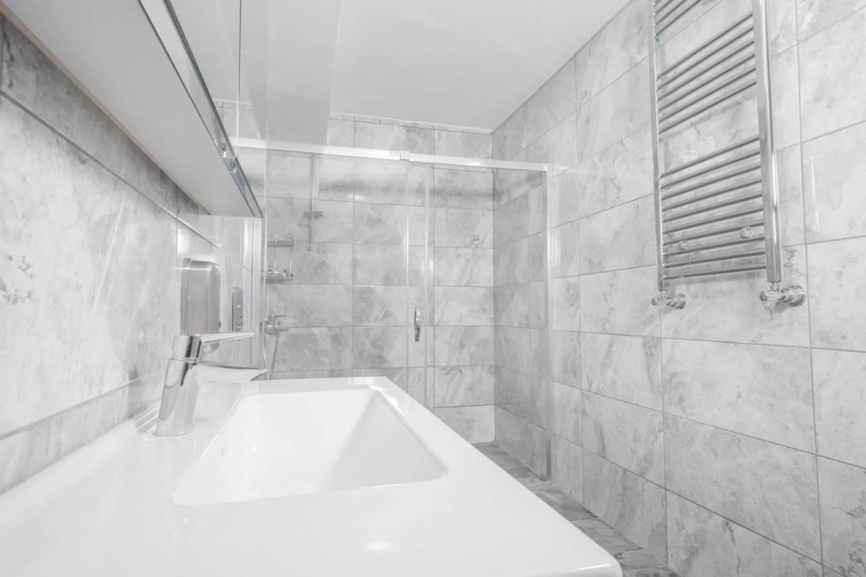 Bathroom in Emin Residence