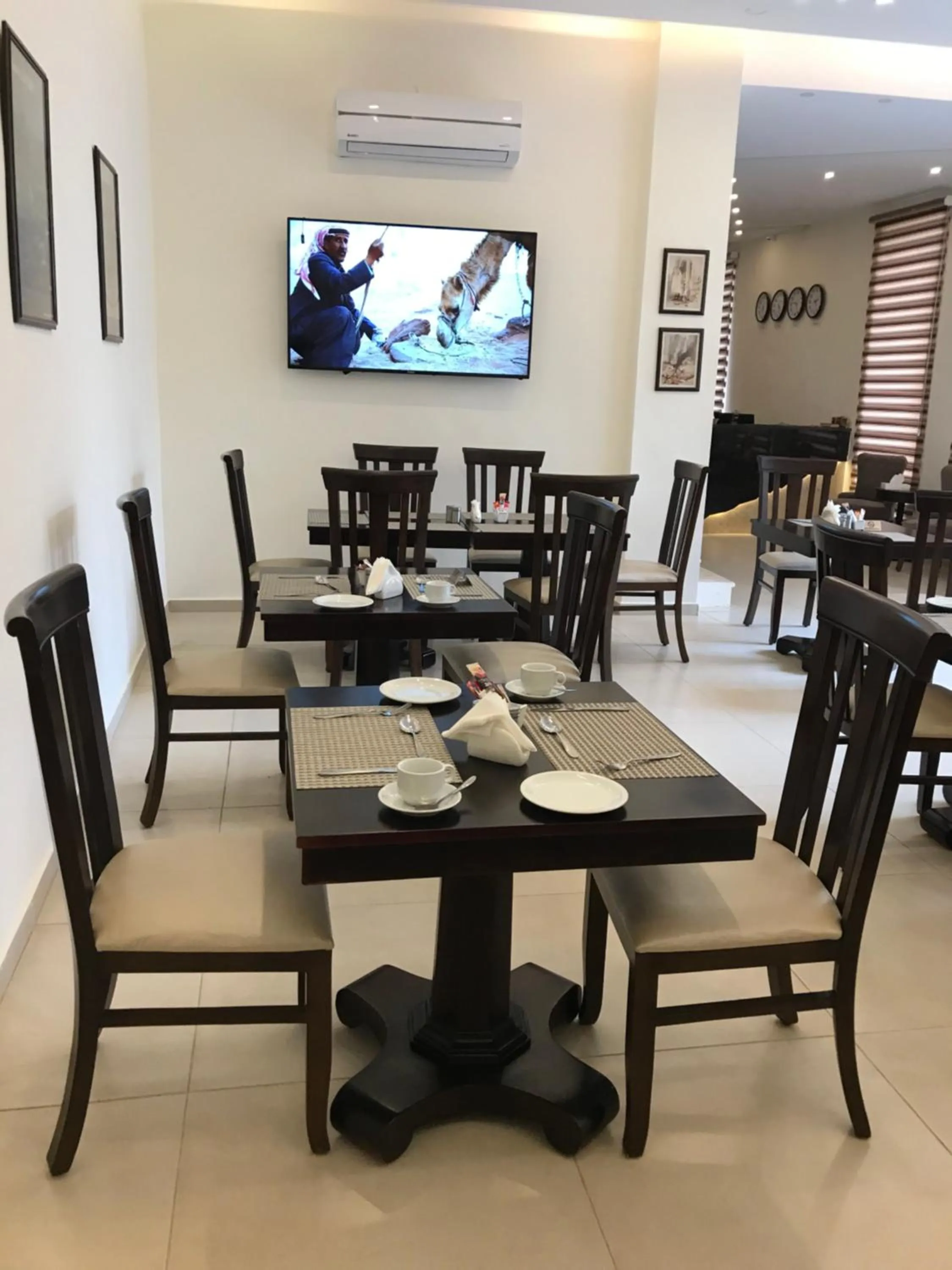 Restaurant/places to eat in Petra Heart Hotel