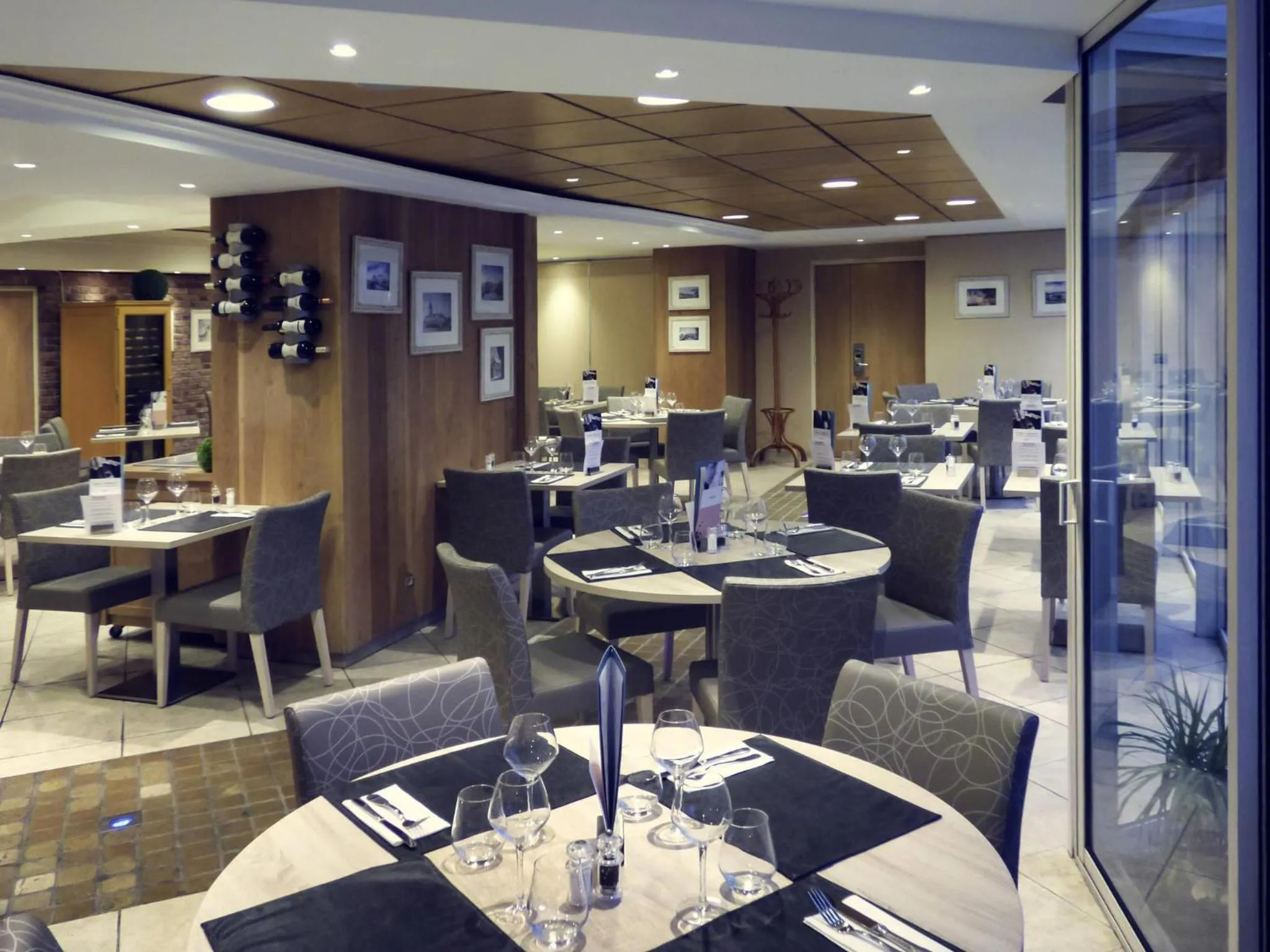 Restaurant/places to eat in Mercure Abbeville Centre – Porte de La Baie de Somme