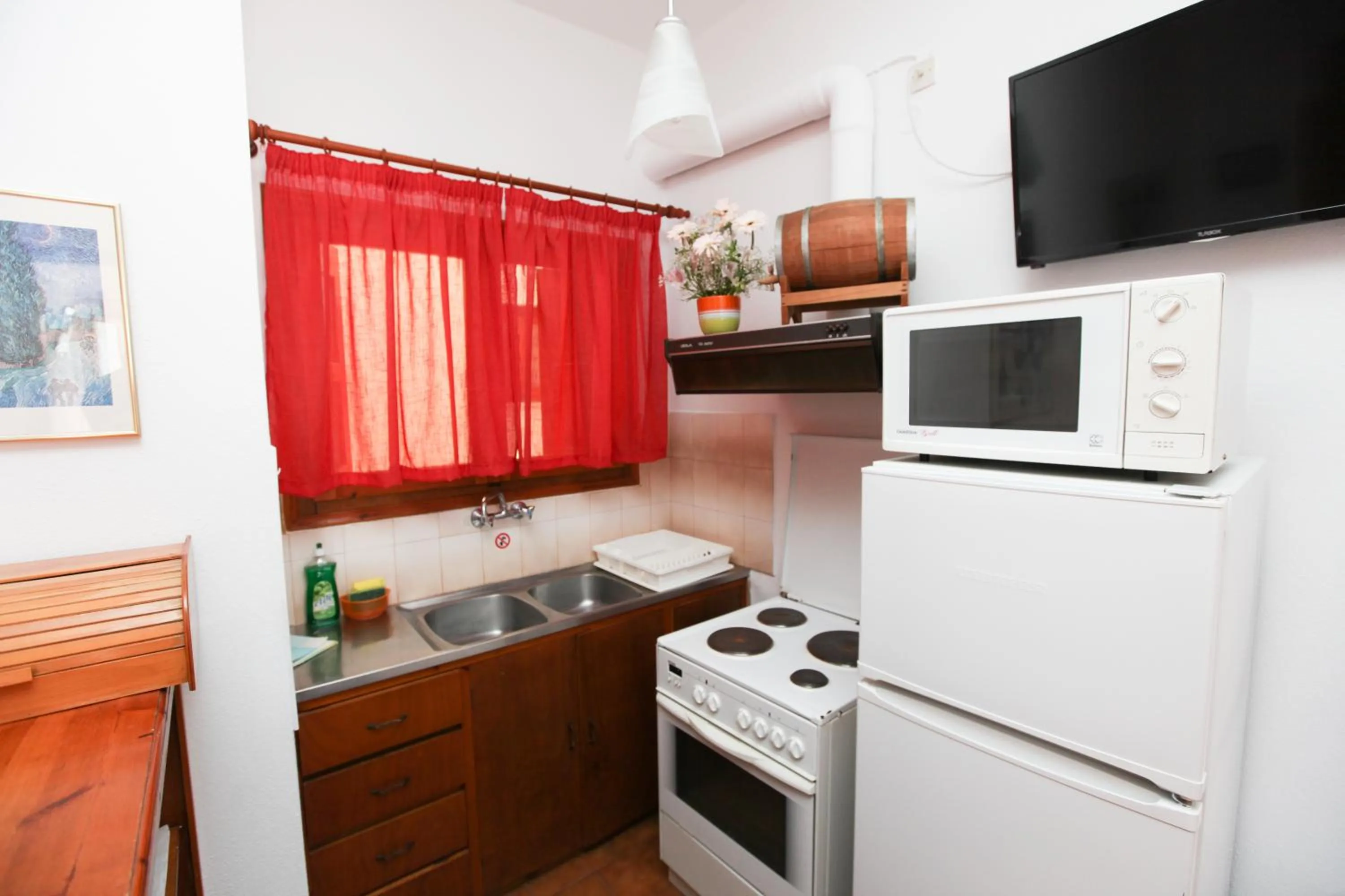 Kitchen or kitchenette in Skiathos House