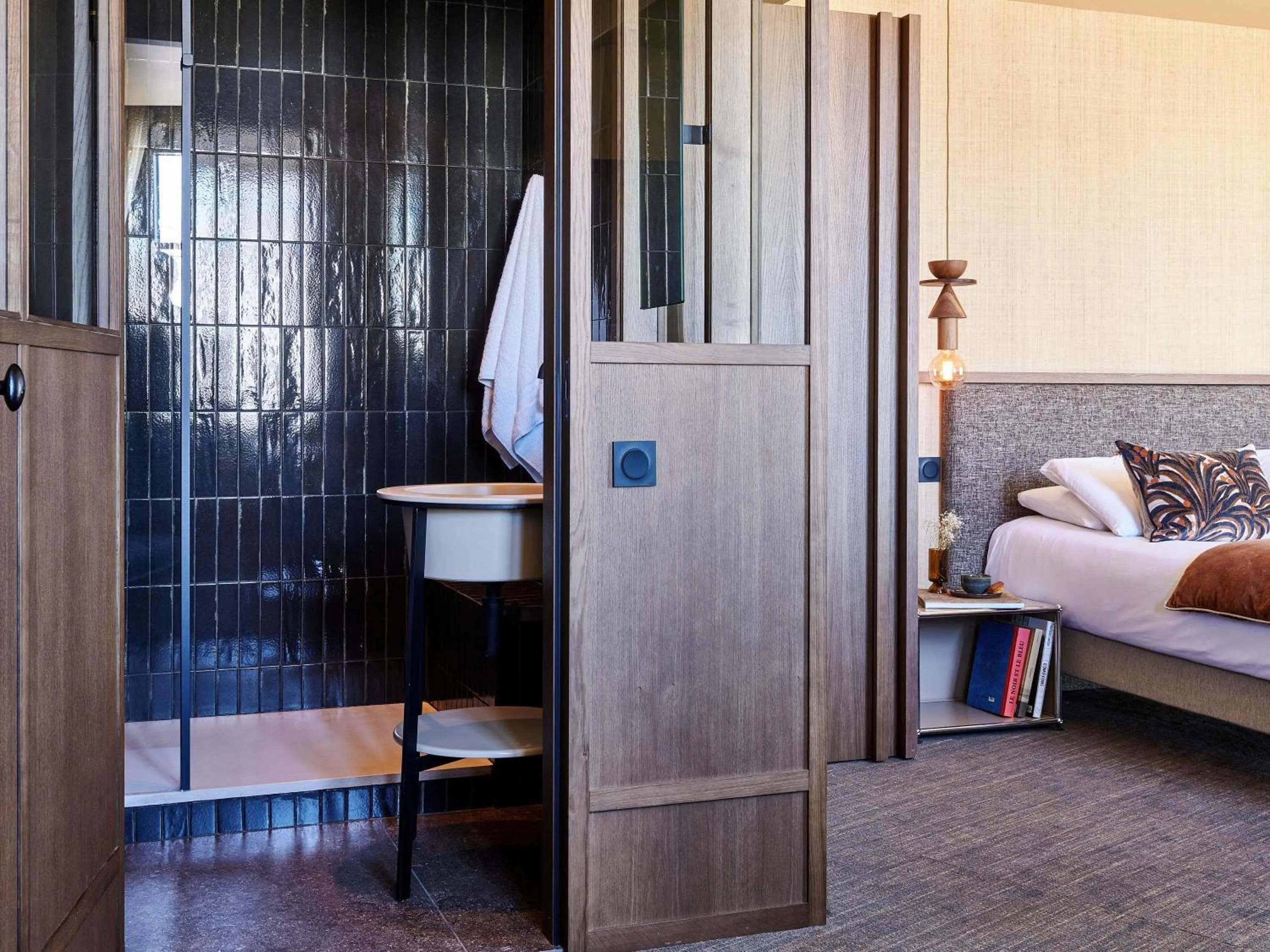 Bedroom, Bed in Mercure St Malo Front de Mer