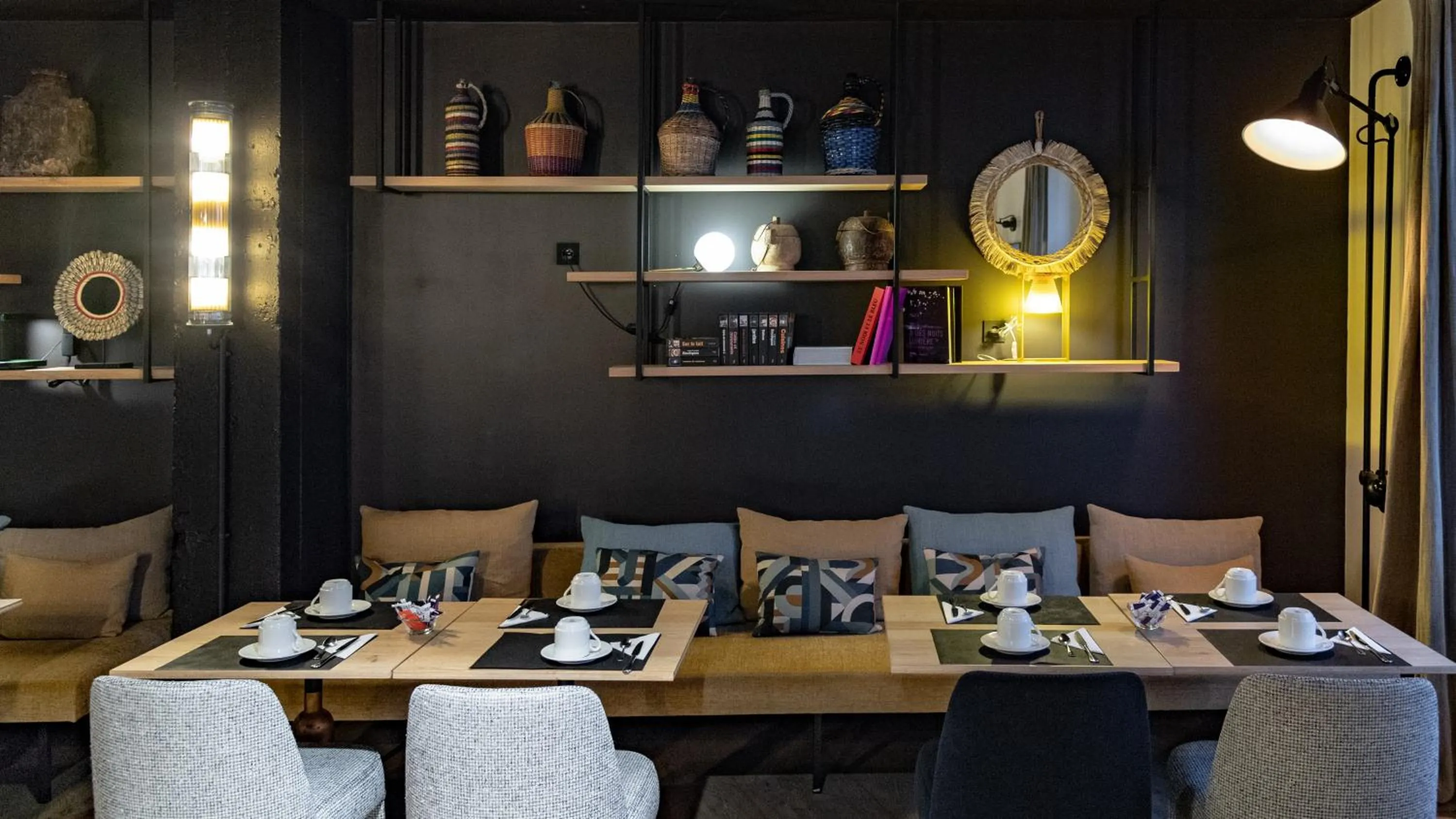 Restaurant/places to eat in Mercure St Malo Front de Mer