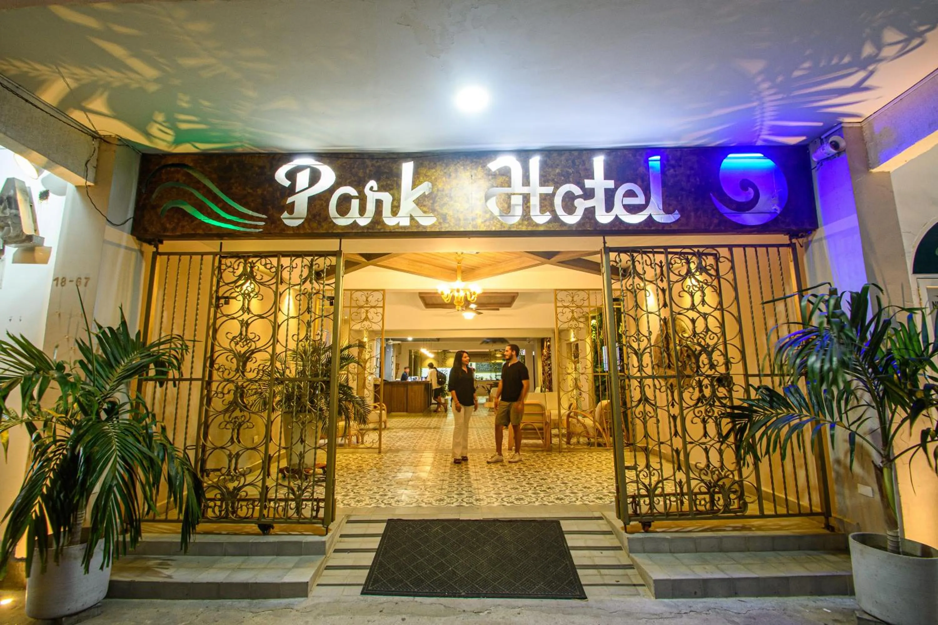 Facade/entrance in Park Hotel