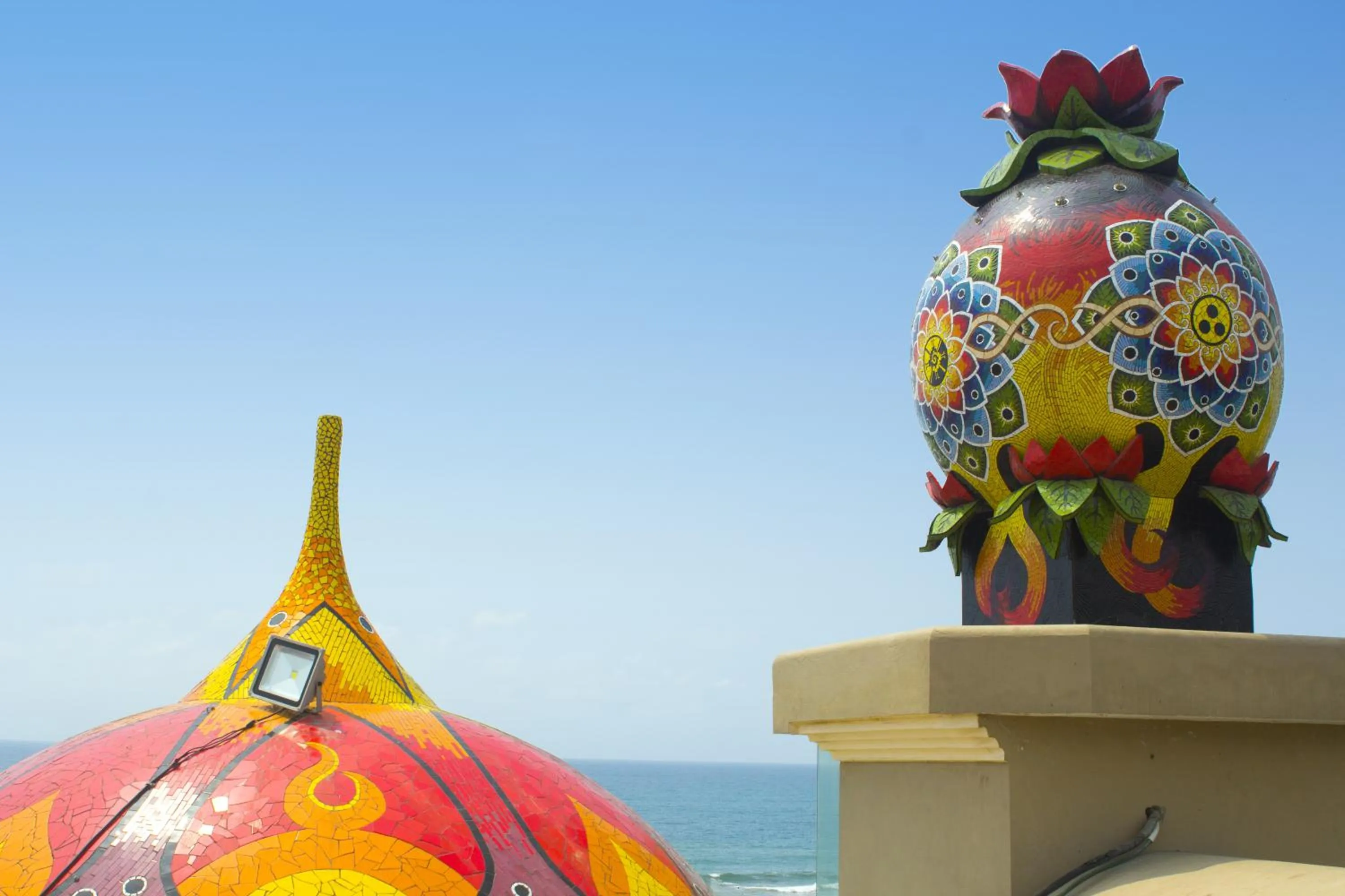 Facade/entrance in Dharma Beach