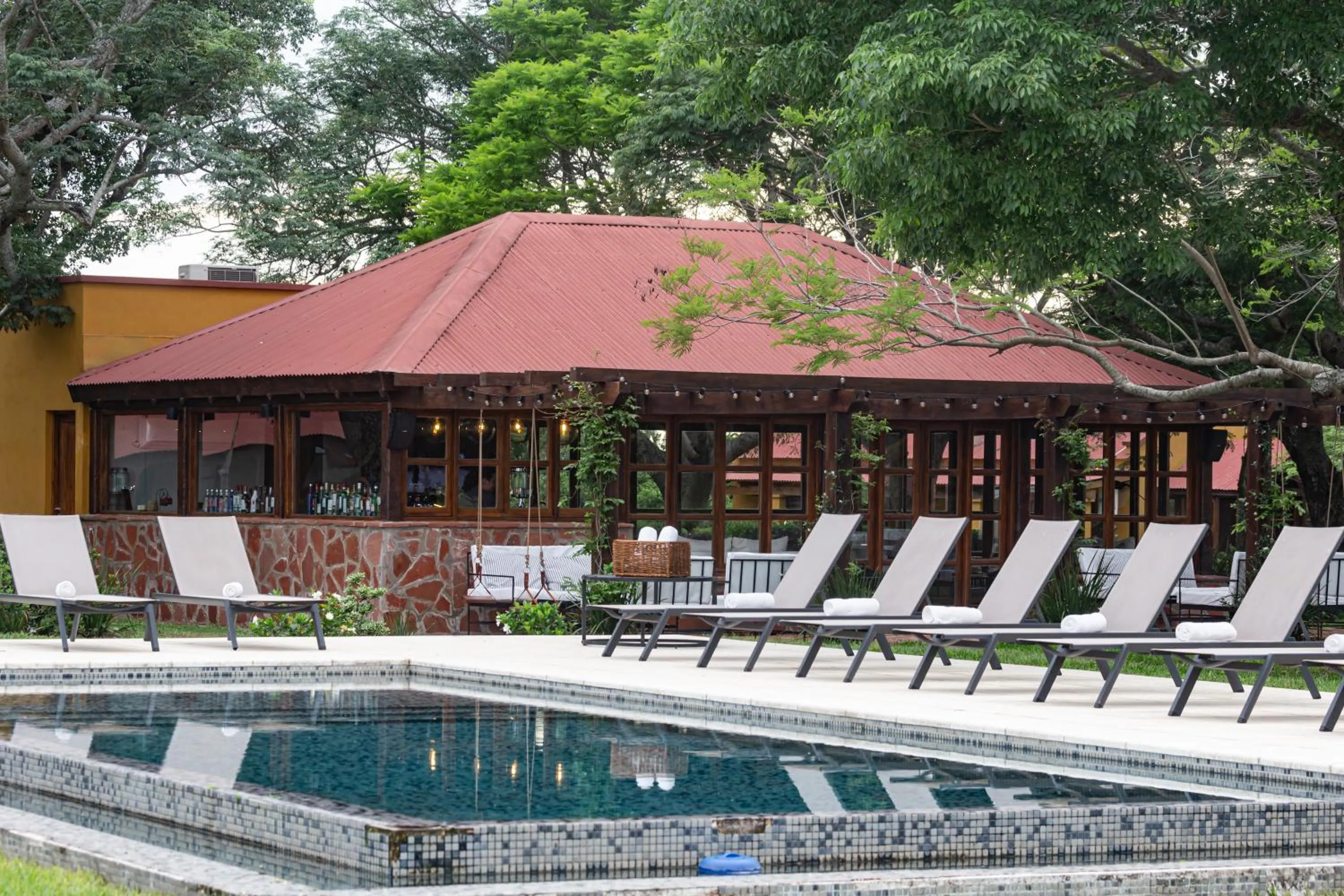 Swimming pool in El Tránsito Hotel Boutique