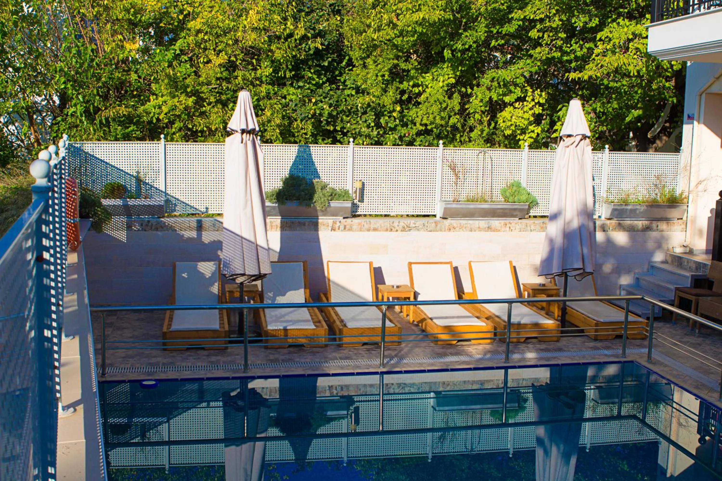 Area and facilities in Anthena Studios