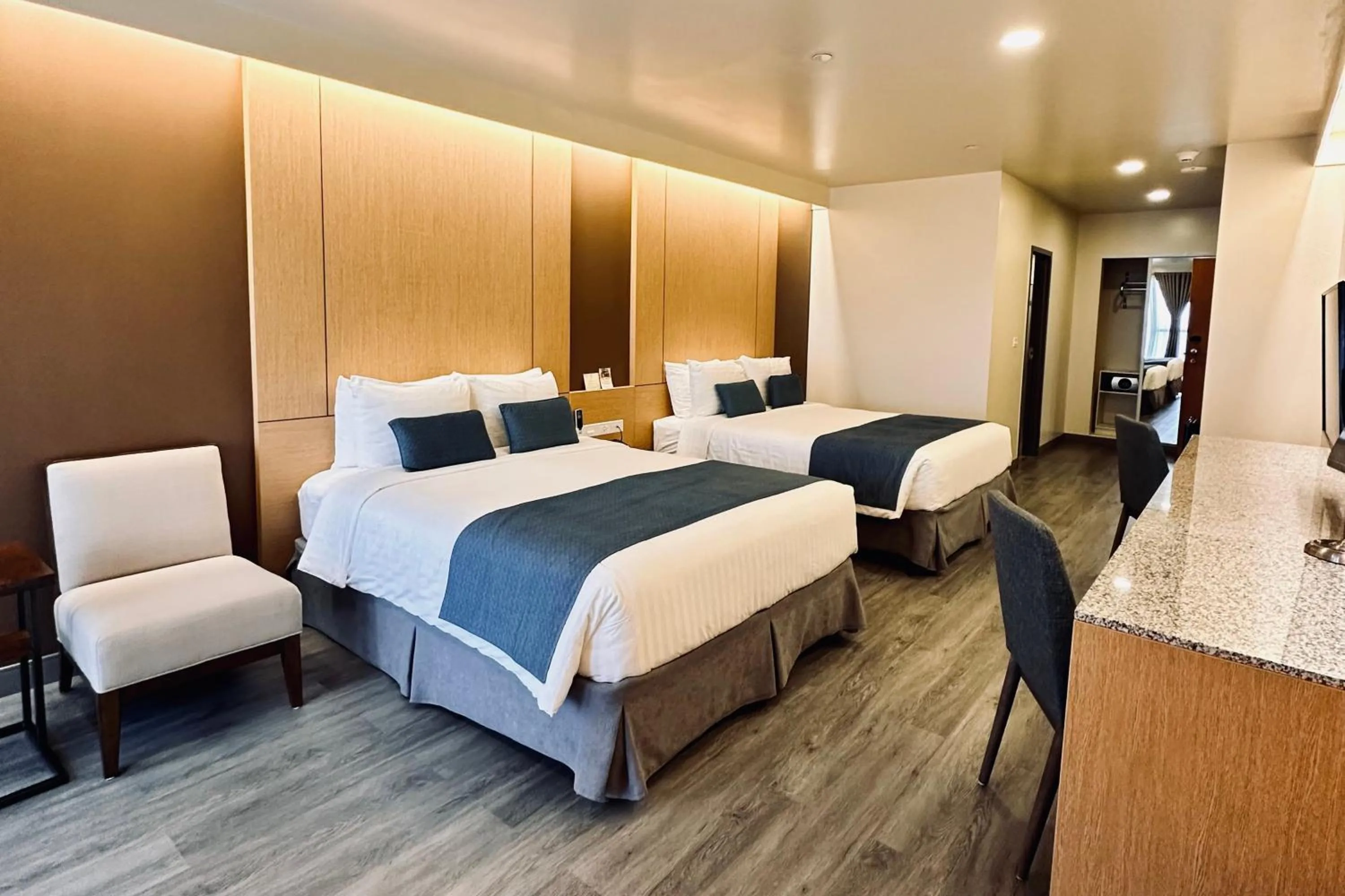 Bed in West Plaza Hotel at Lebuu Street