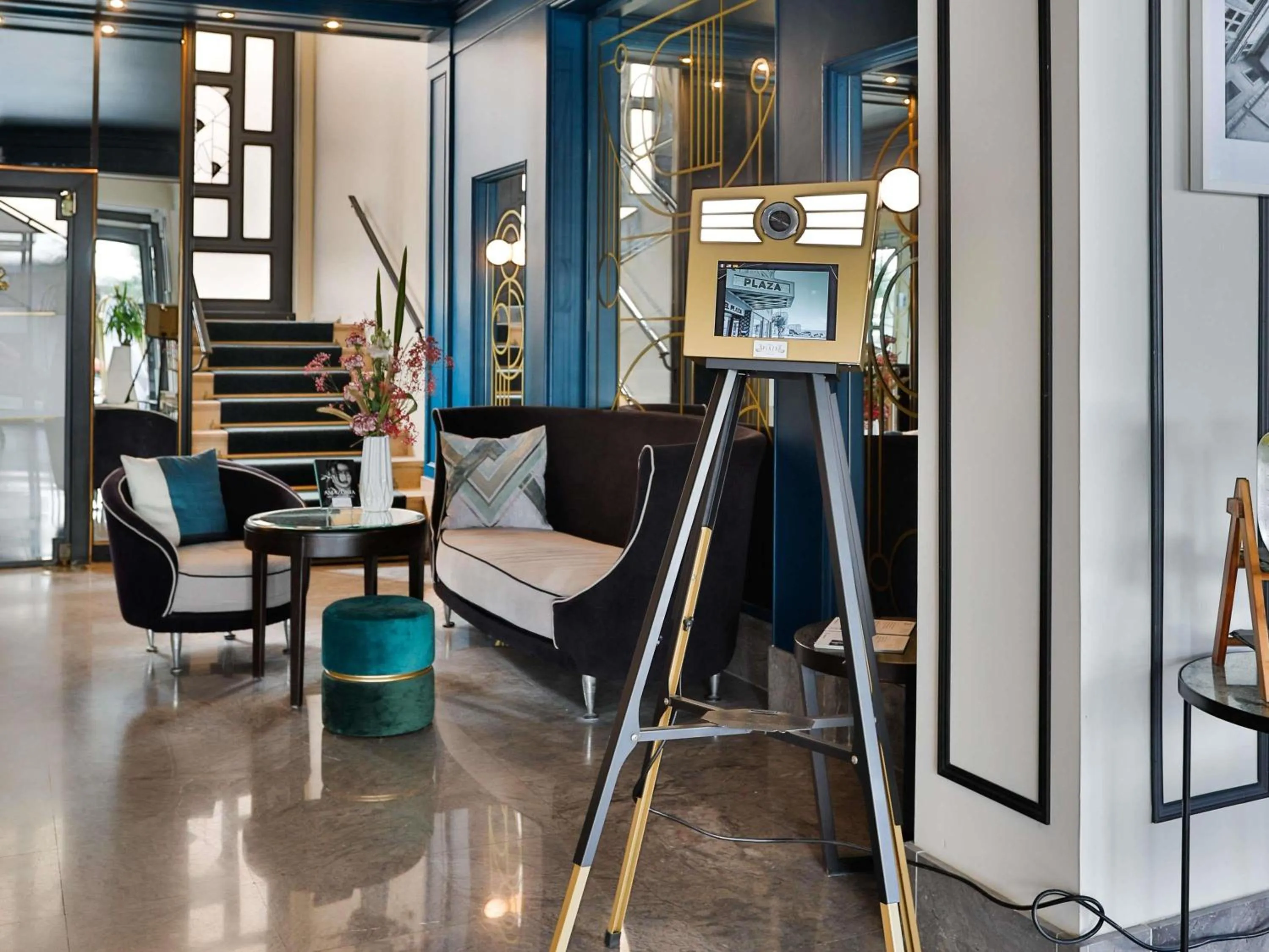 Other in Hotel Plaza Biarritz Plage - Handwritten Collection