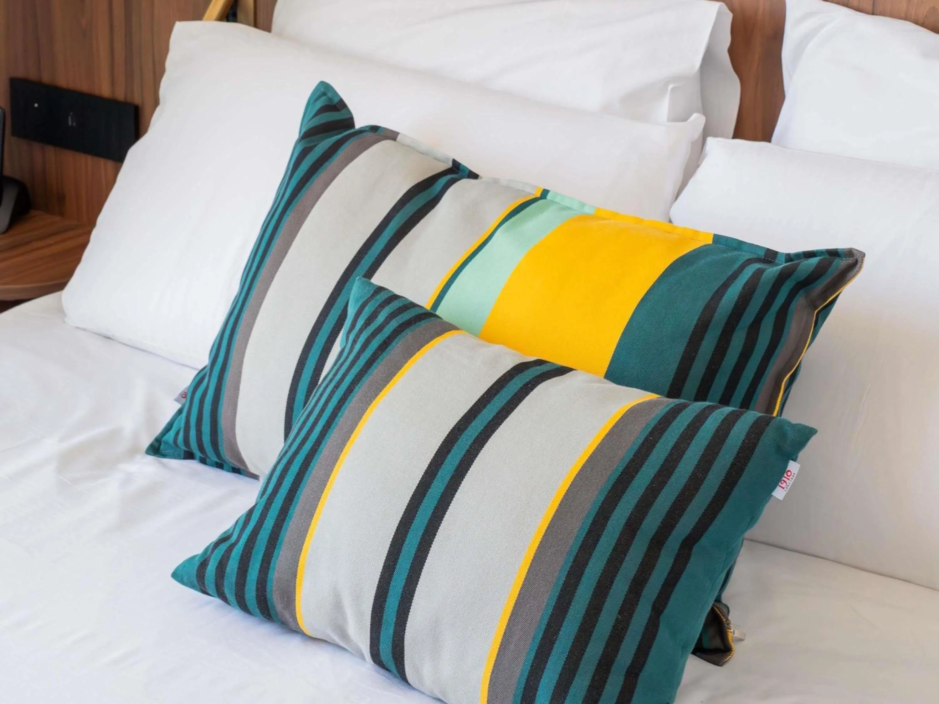 Bedroom, Bed in Hotel Plaza Biarritz Plage - Handwritten Collection