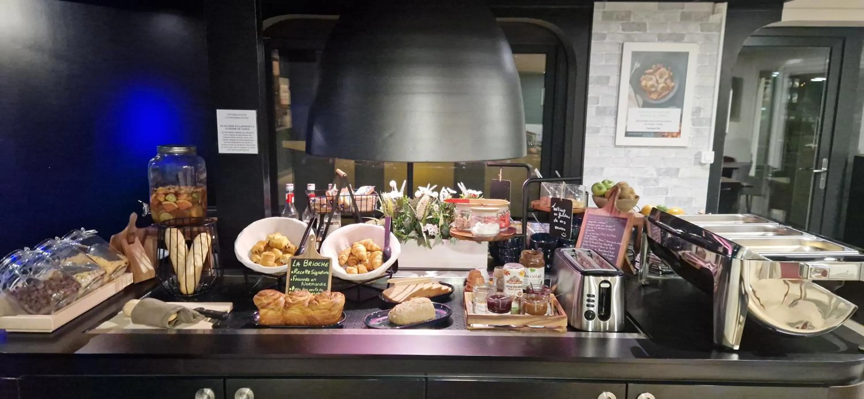 Buffet breakfast in Campanile Saint Quentin