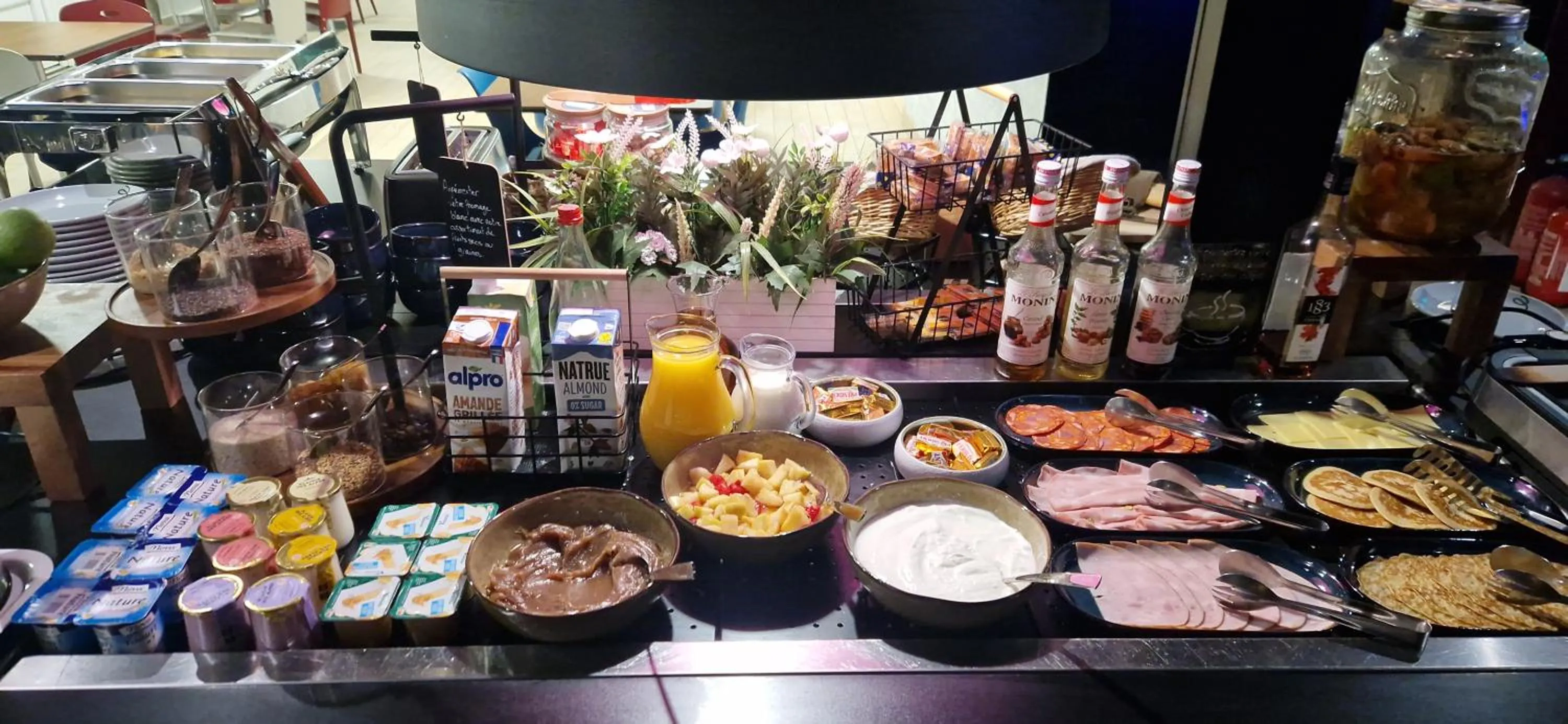 Buffet breakfast in Campanile Saint Quentin