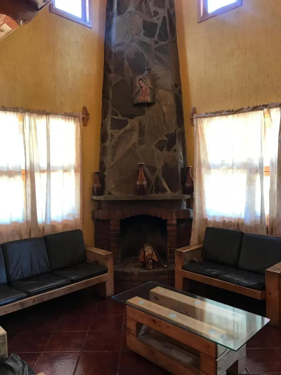 Three-Bedroom House in Cabañas Lupita Three-Bedroom House in Cabañas Lupita