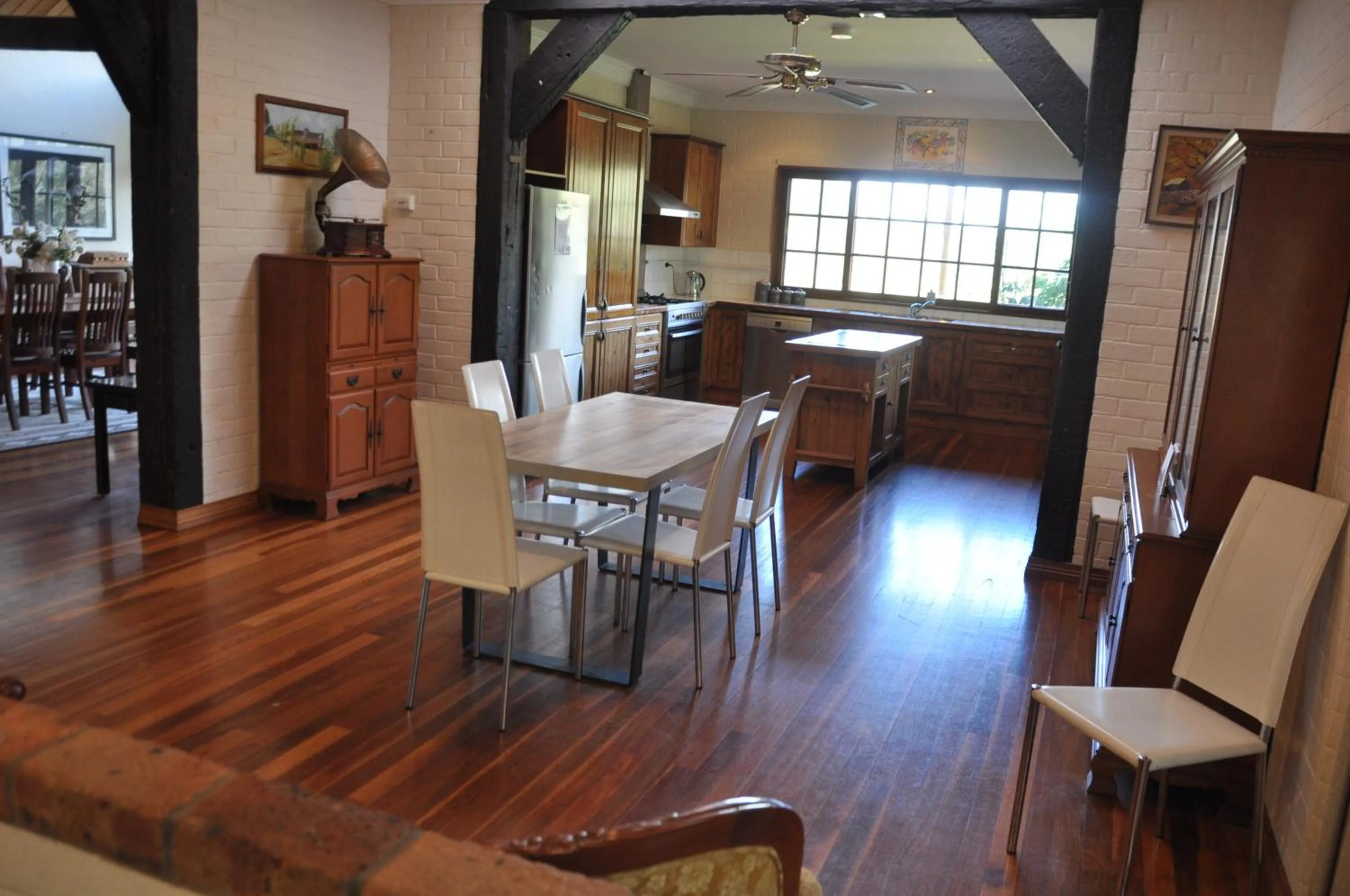 Kitchen or kitchenette in Woolshed Hill Estate