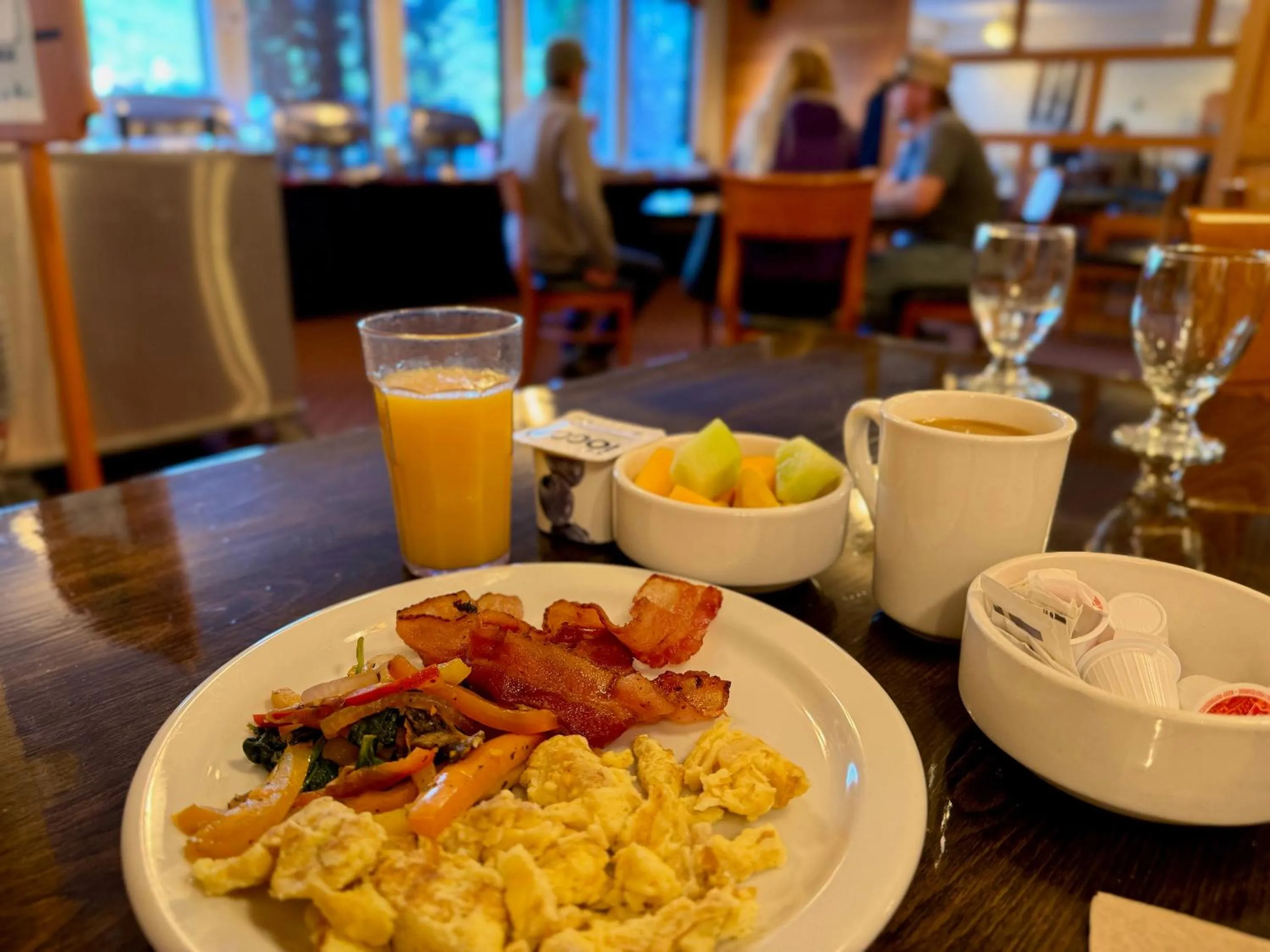 Breakfast in Park Place Lodge