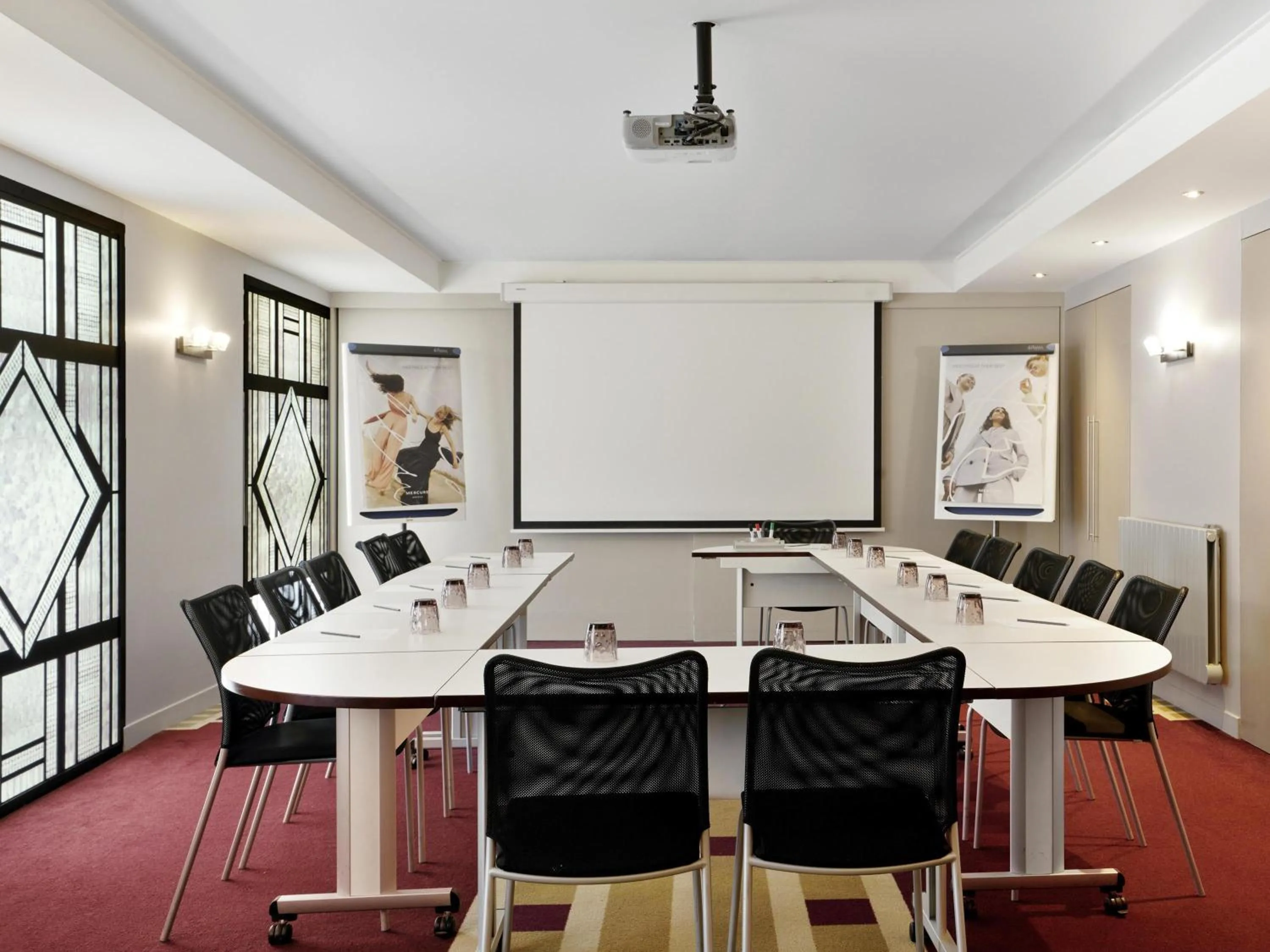 Meeting/conference room in Mercure Paris Opéra Faubourg Montmartre