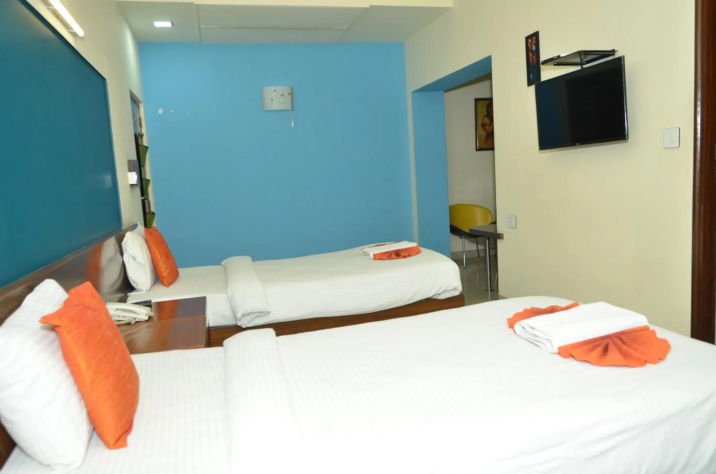Bedroom, Bed in Cubbon Suites