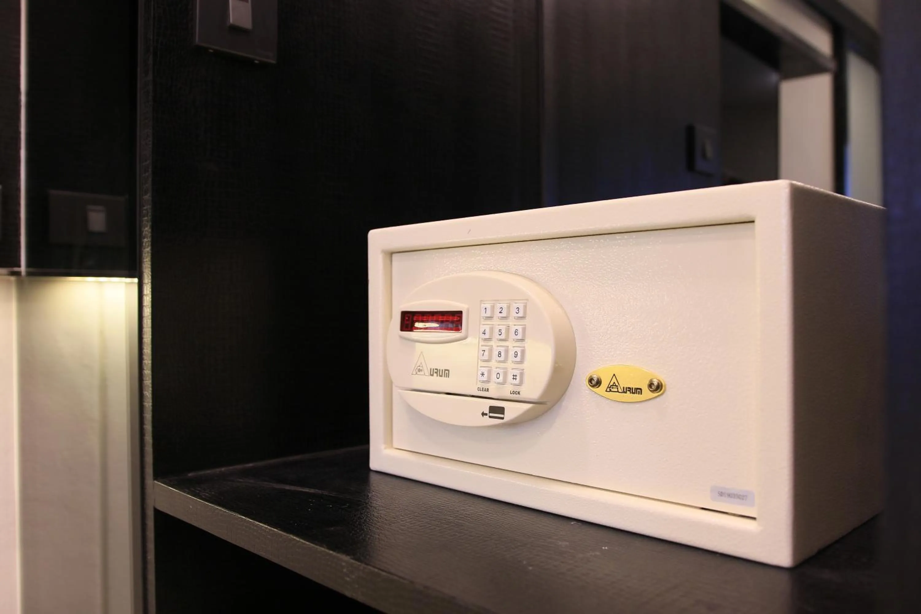 safe in Pratunam Atrium Hotel