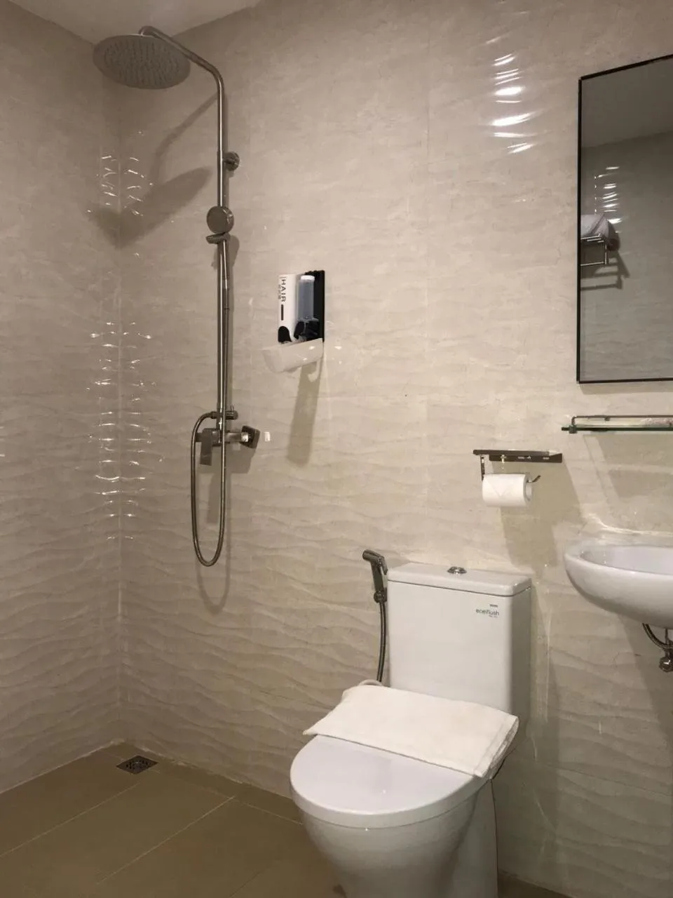 SOVRANO HOTEL BATAM fka PARKSIDE SOVRANO HOTEL