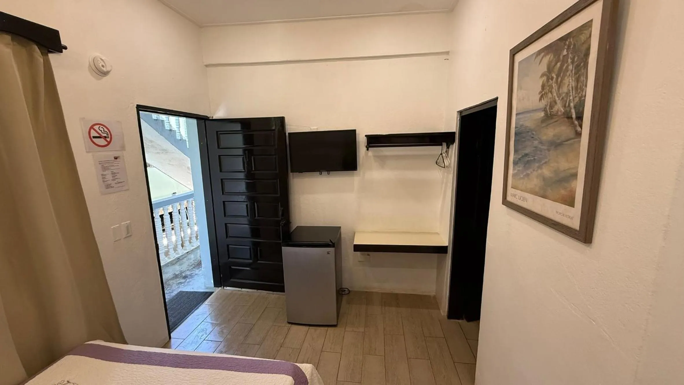 Bed in Serenade Hotel