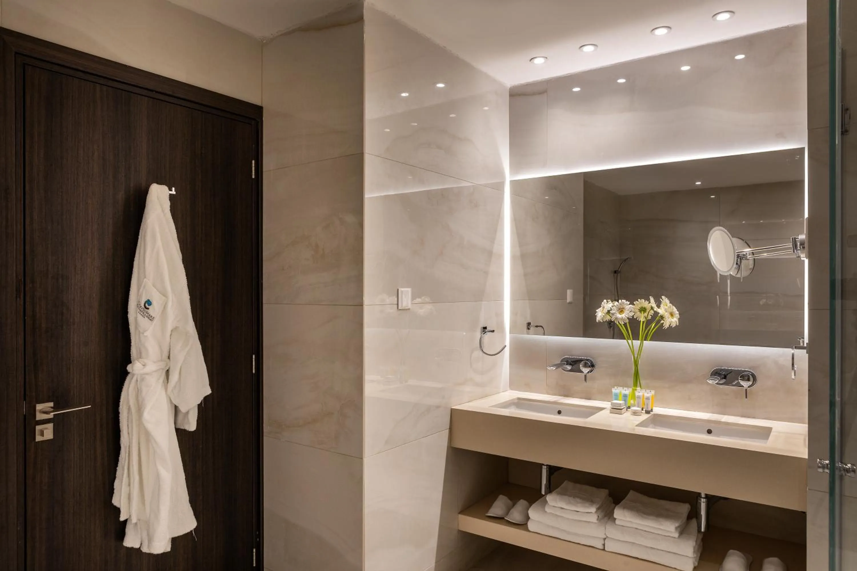 Shower in Chrysomare Beach Hotel & Resort