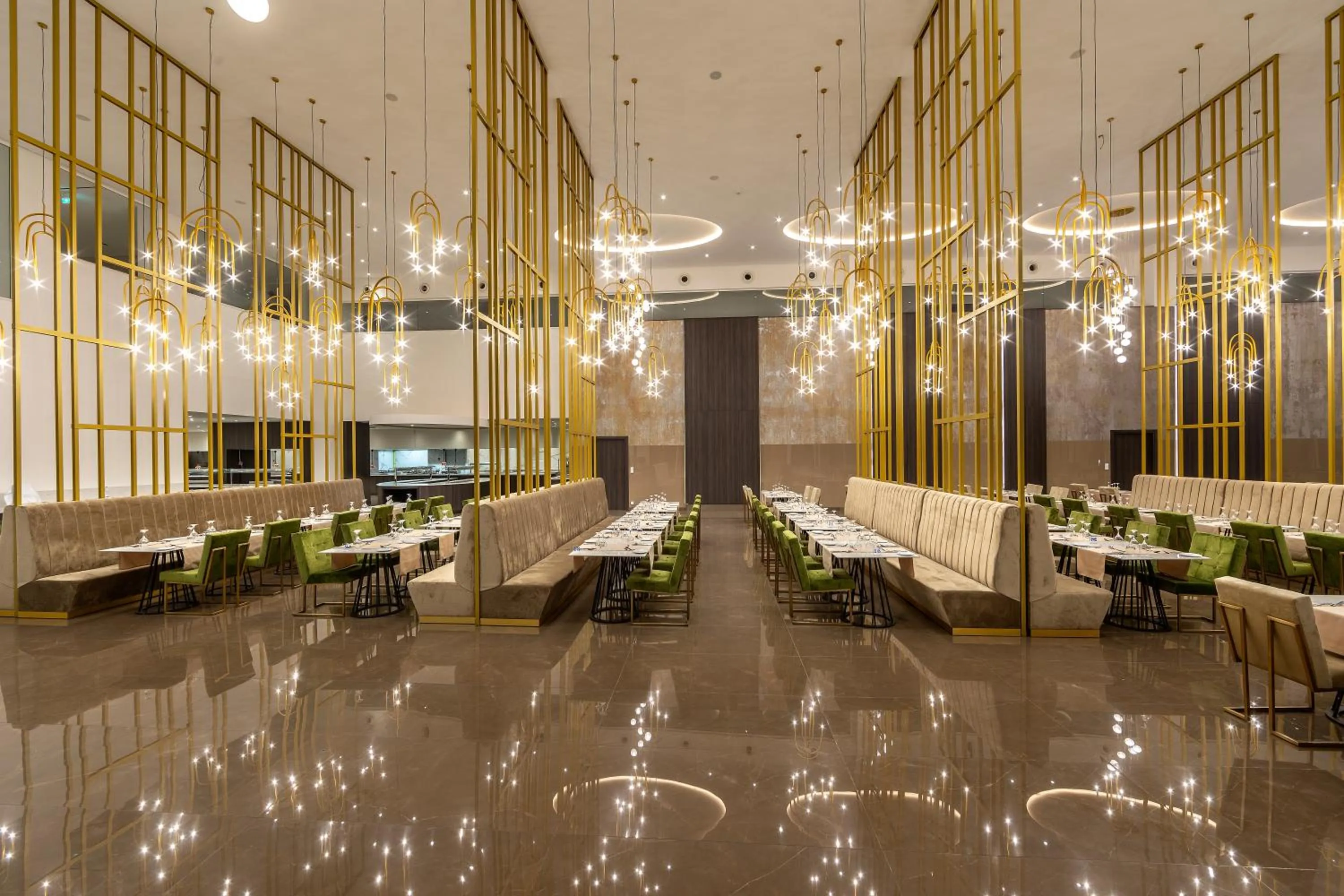 Restaurant/places to eat in Chrysomare Beach Hotel & Resort