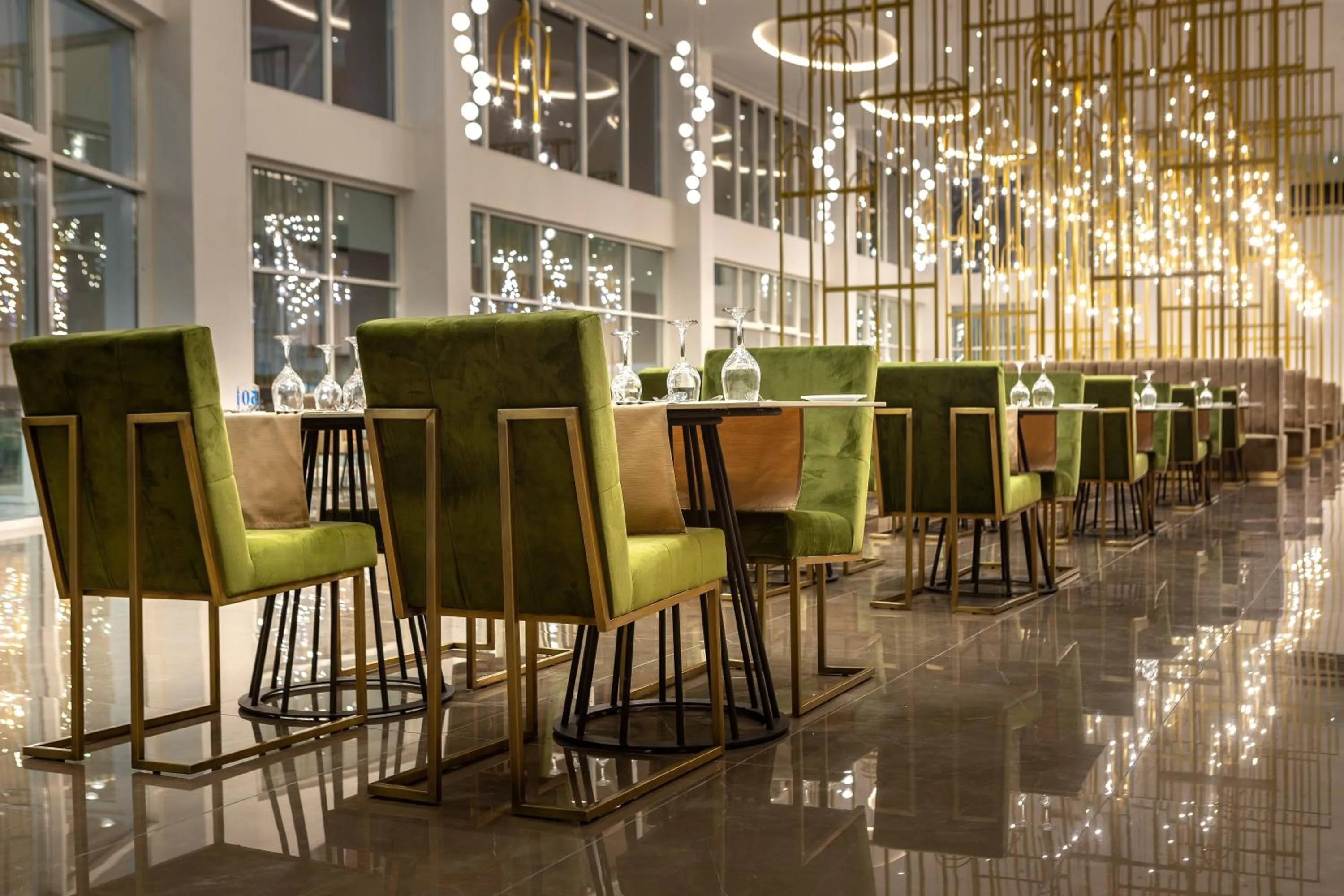 Restaurant/places to eat in Chrysomare Beach Hotel & Resort