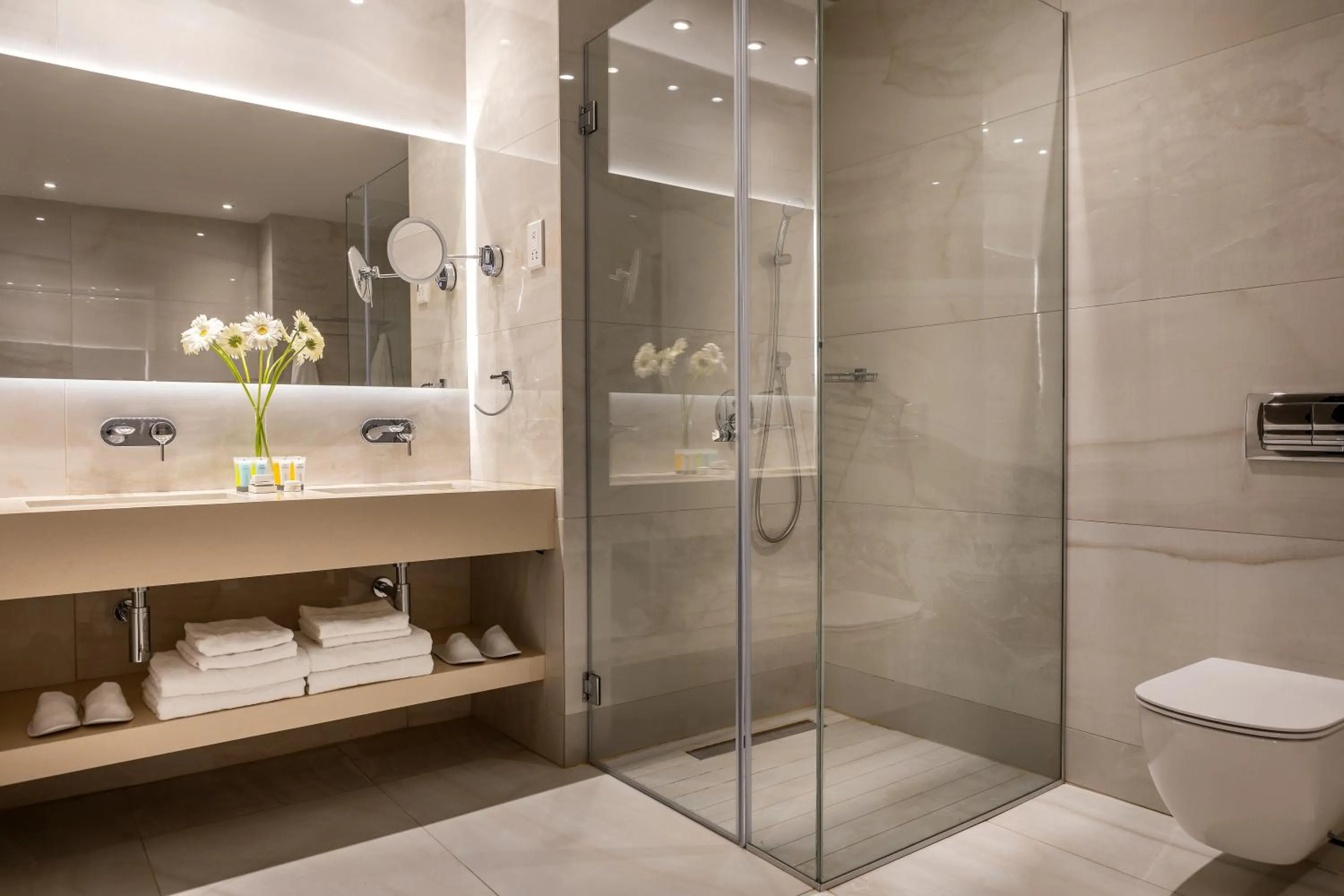 Shower in Chrysomare Beach Hotel & Resort