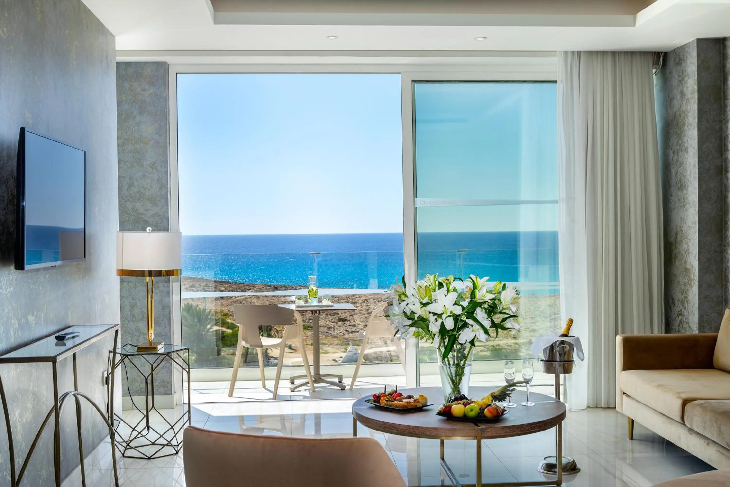 TV and multimedia in Chrysomare Beach Hotel & Resort