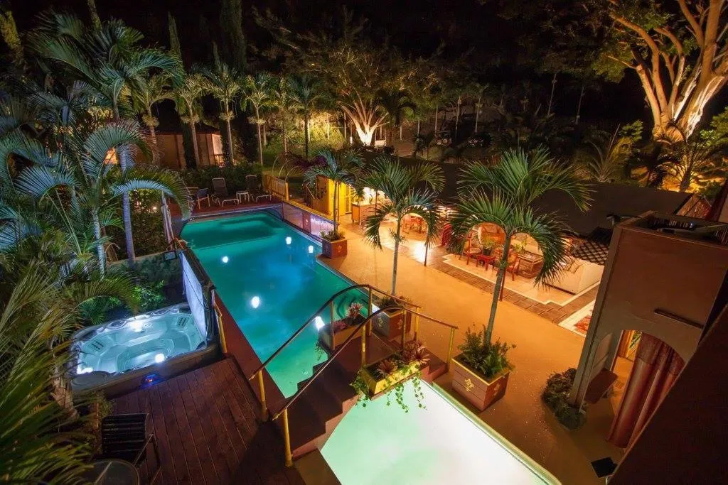 Communal kitchen in Banyan Tree Sanctuary Guest House