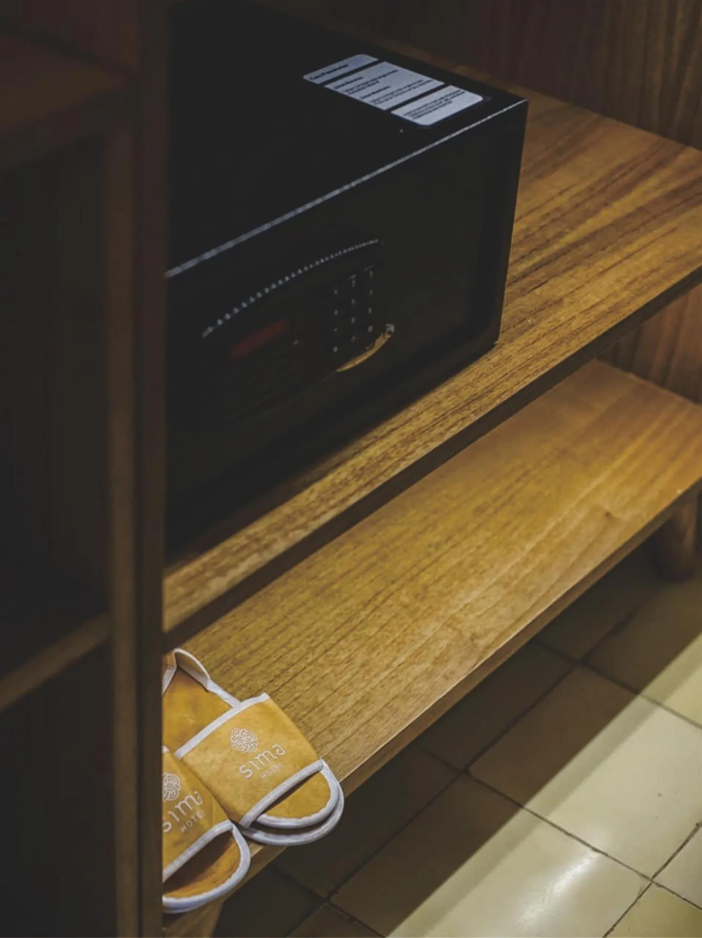 wardrobe in Sima Hotel Kuta Lombok