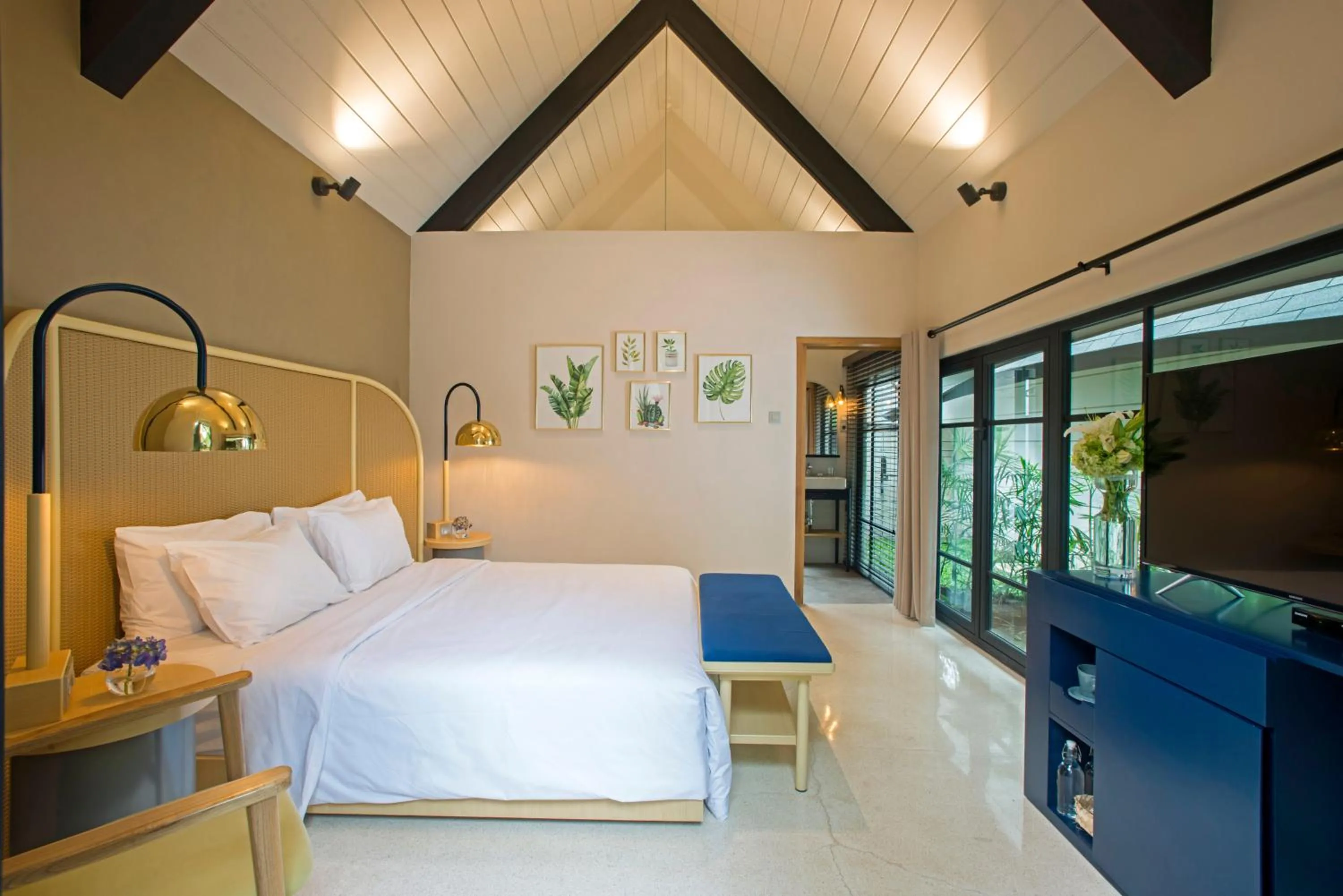 Bed in Hanoman Hotel Kota Batu