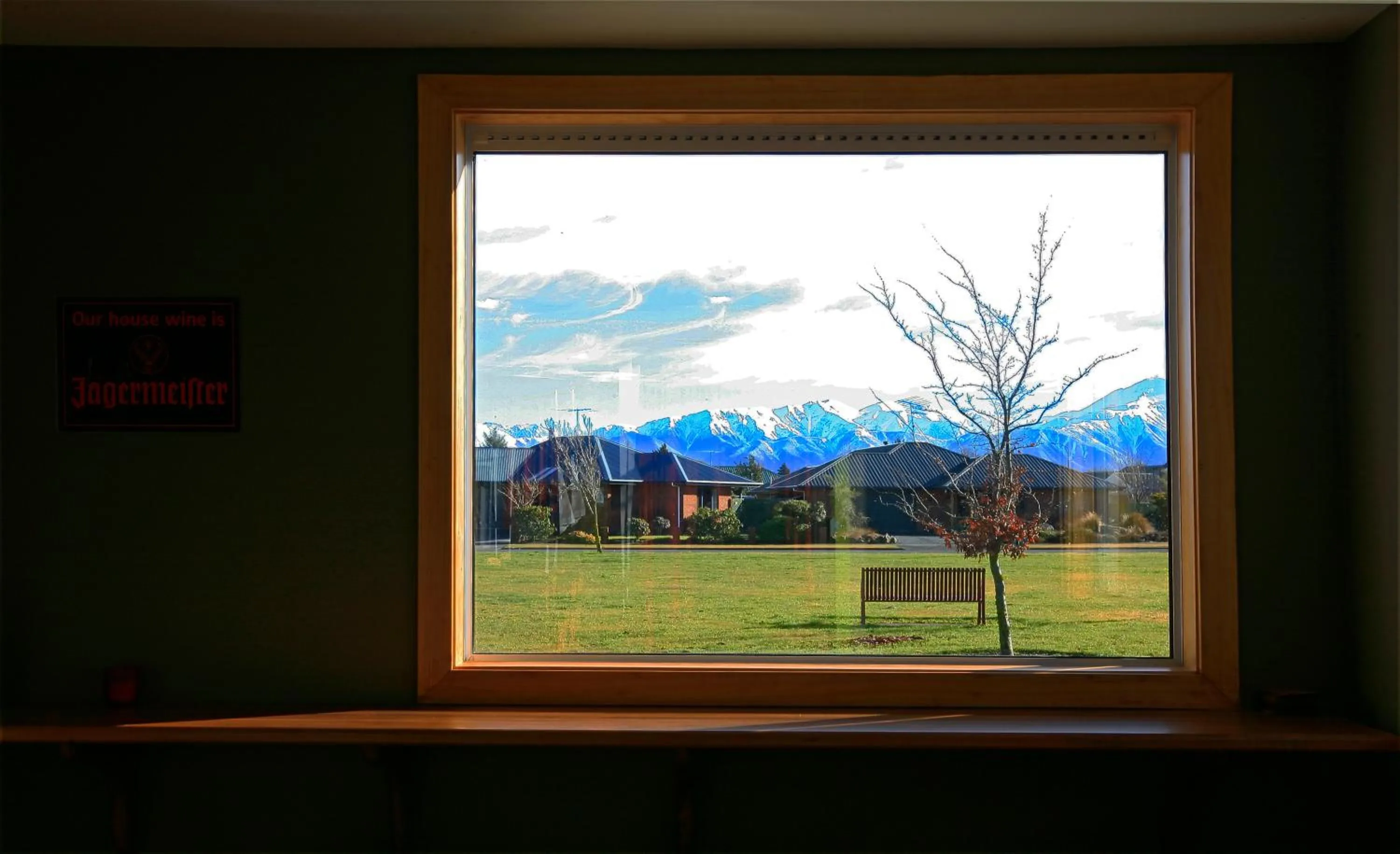 Lounge or bar in Brinkley Resort