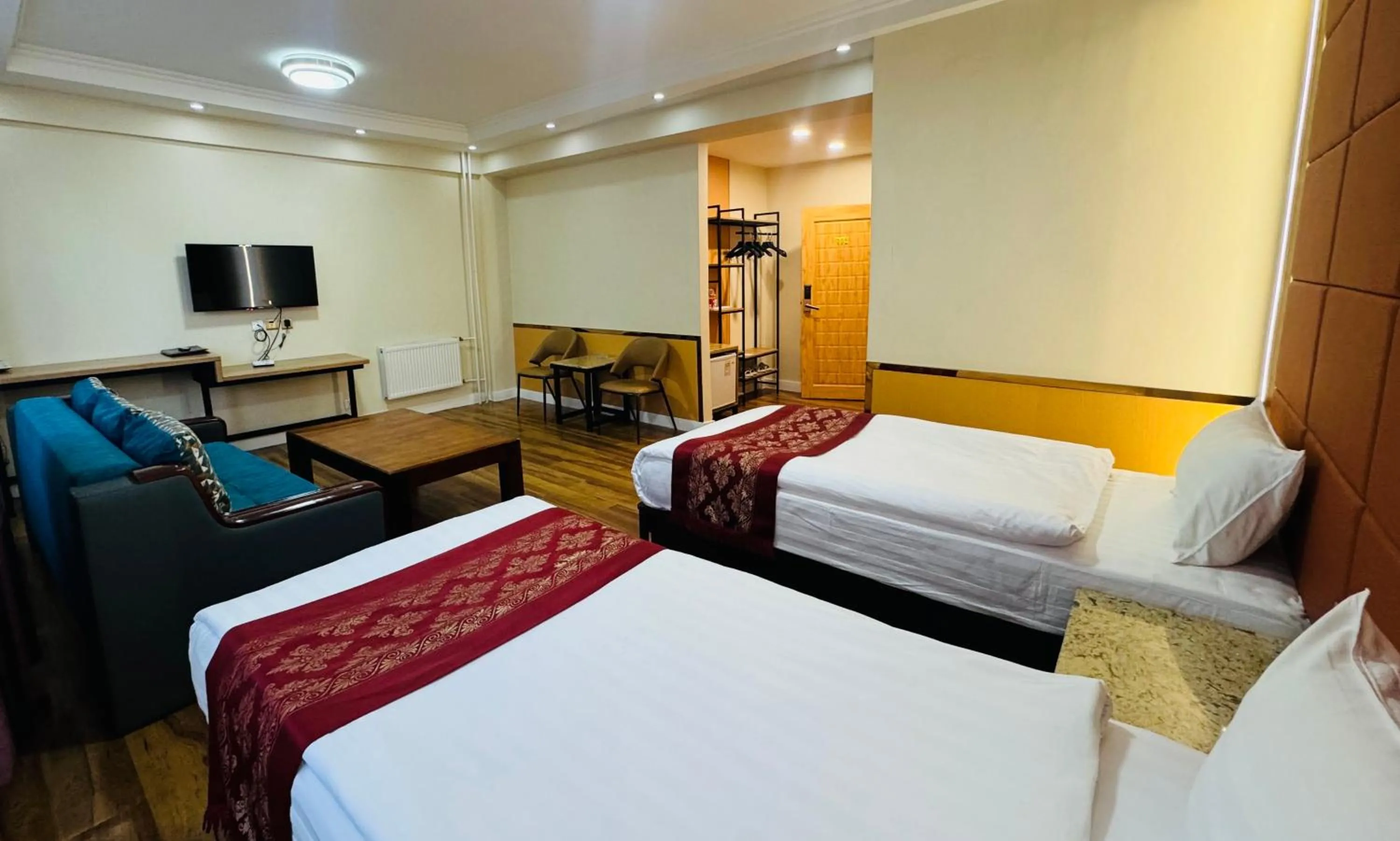 New World Hotel