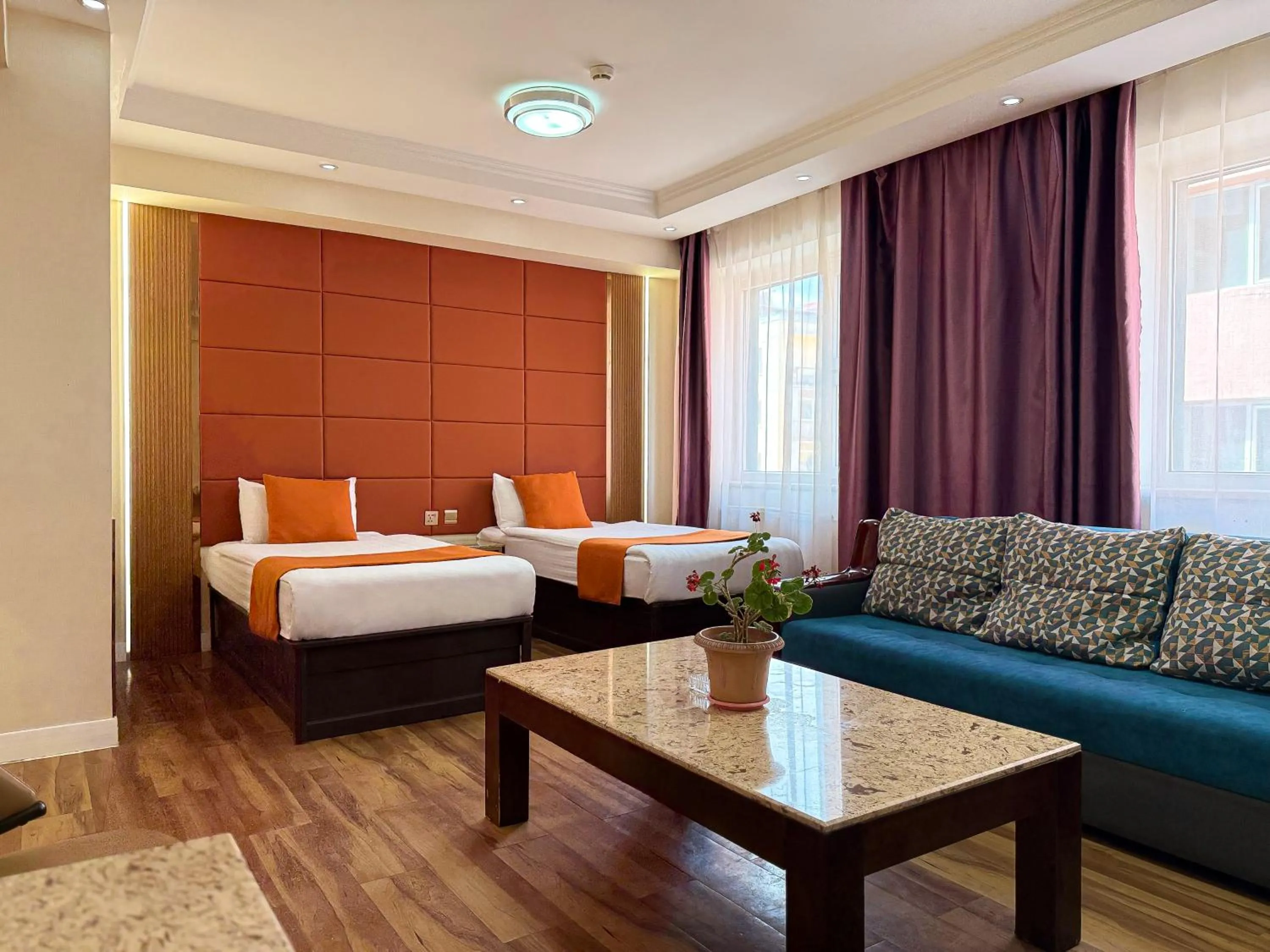 New World Hotel
