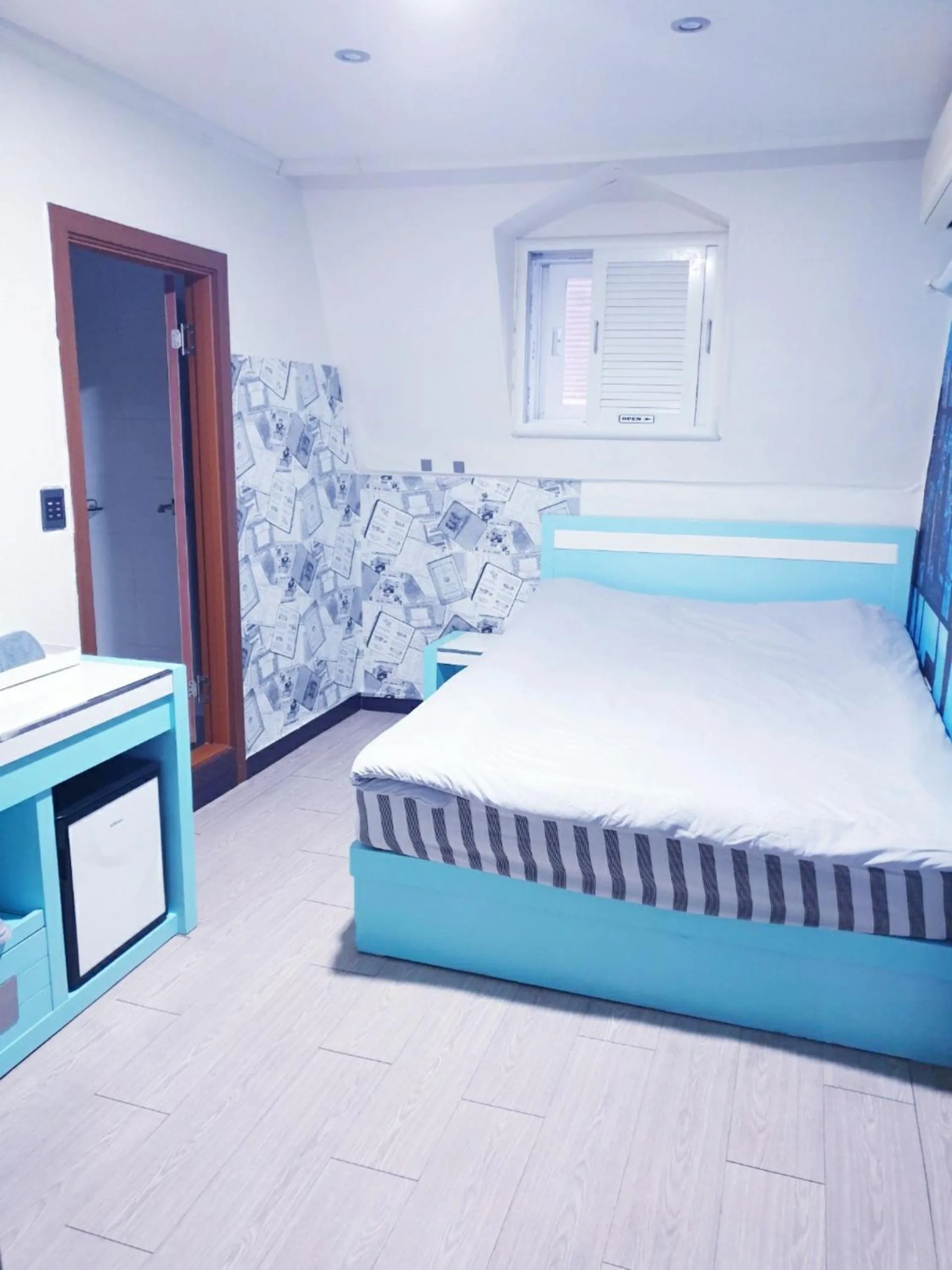 Bed in OPPA Hostel Sinchon-Hongdae