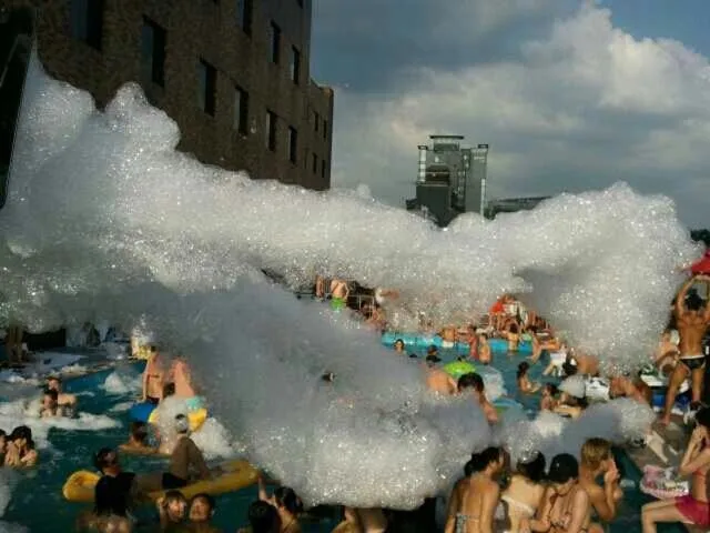 Facade/entrance, Winter in OPPA Hostel Sinchon-Hongdae