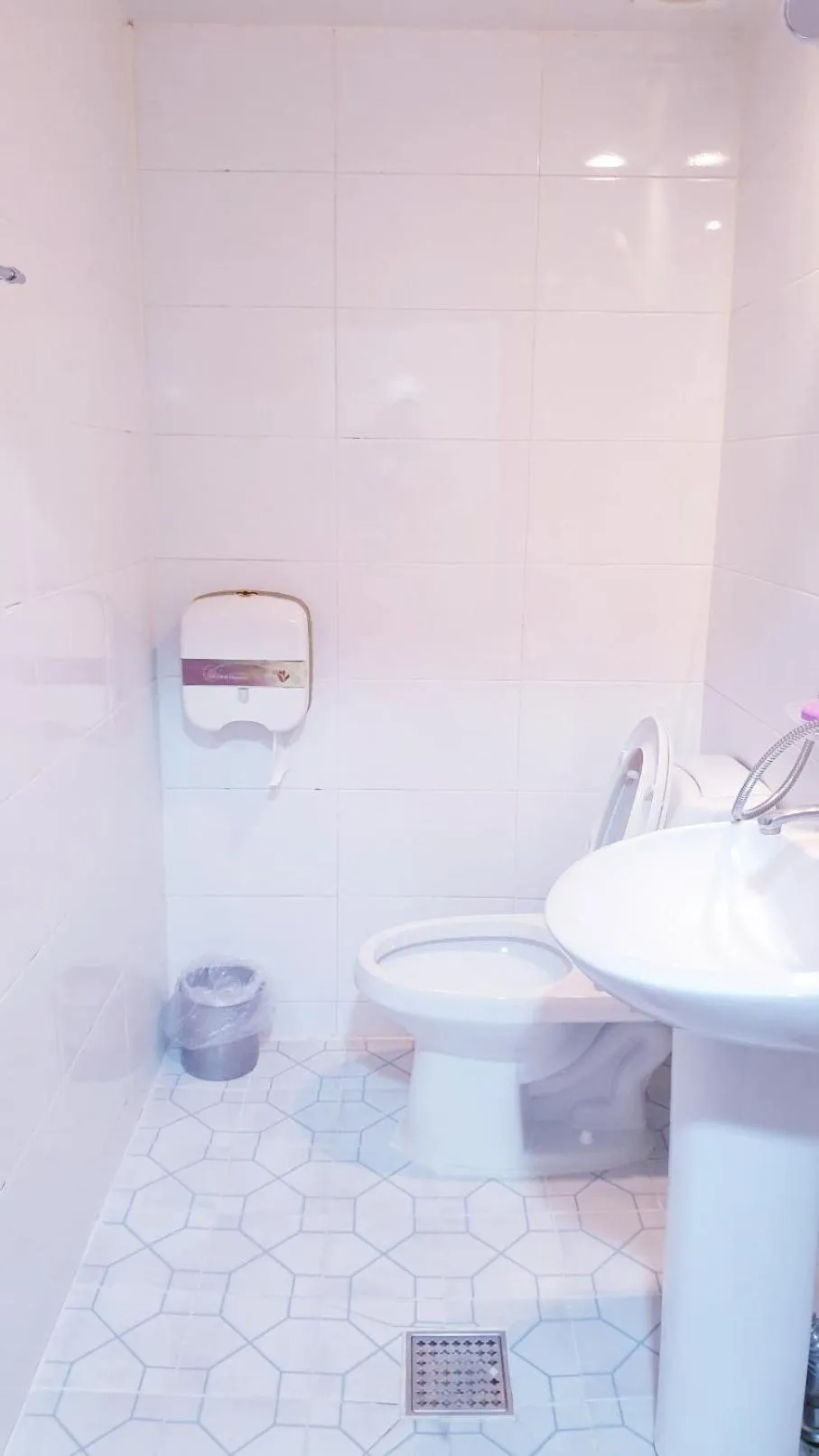 Bathroom in OPPA Hostel Sinchon-Hongdae